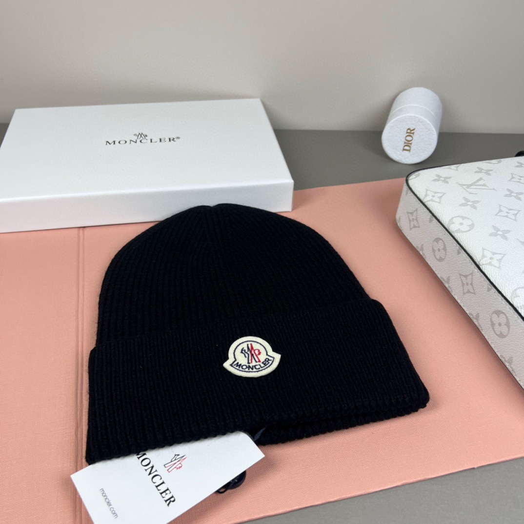 配防尘袋🌺【蒙囗MONCLER】官网经典款，认准品质哦，市场唯一对品质细节，百分之70羊毛，30兔毛针织