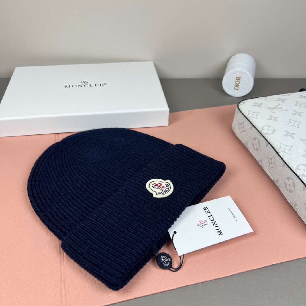 配防尘袋🌺【蒙囗MONCLER】官网经典款，认准品质哦，市场唯一对品质细节，百分之70羊毛，30兔毛针织