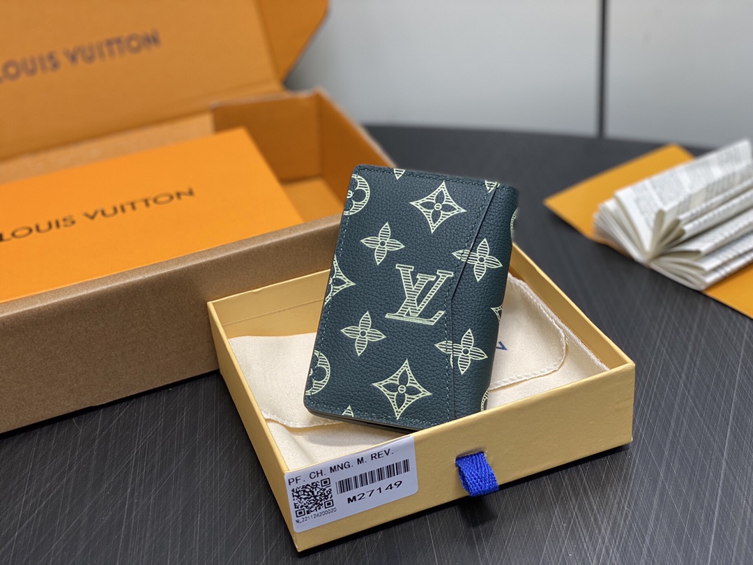 LV Style Beige Leather Card Holder Lookbook Reference image 2