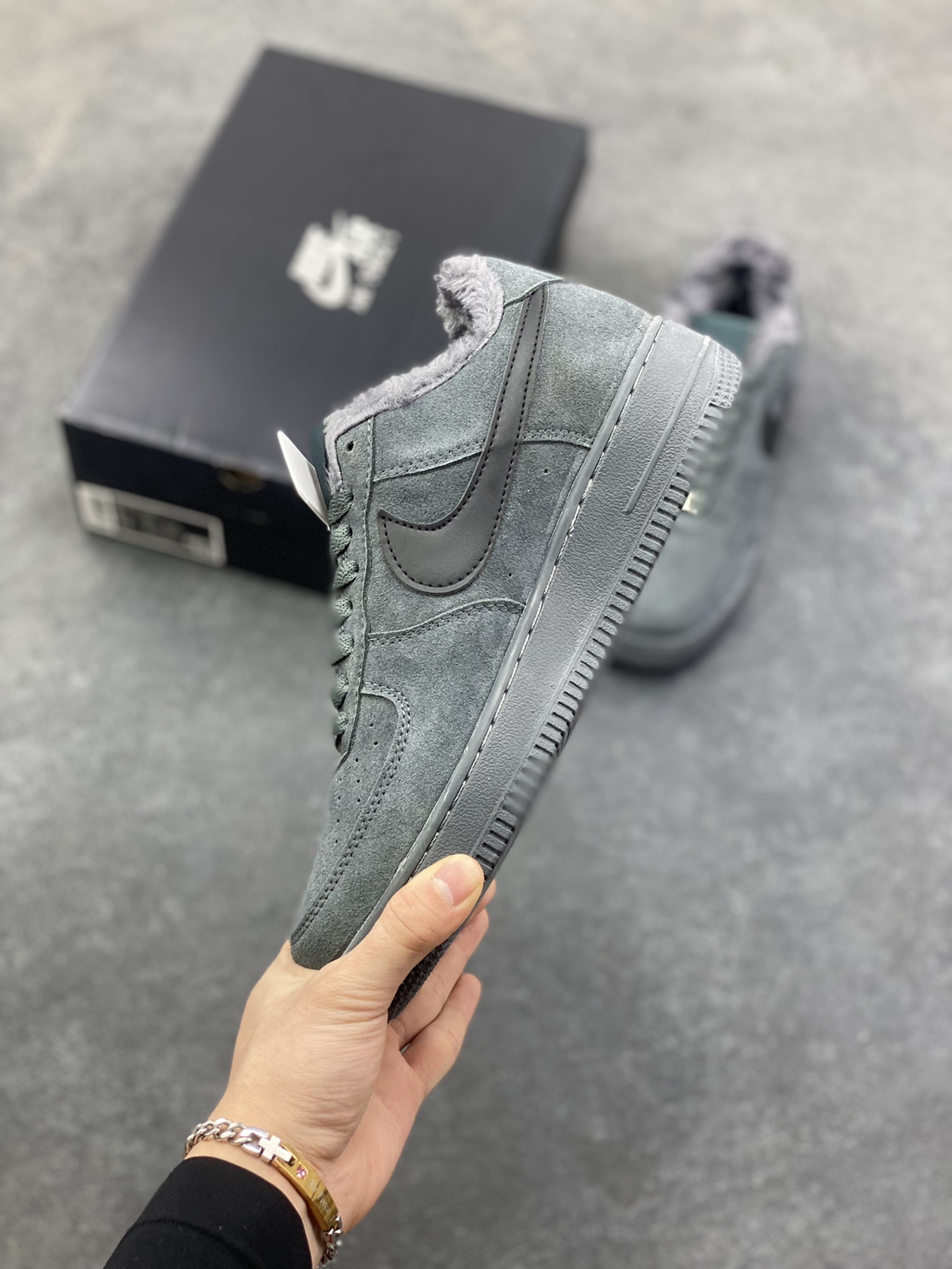 图片[3]-NIke Air Force 1 ‘07 Low 空军一号低帮 运动鞋 休闲鞋 折边针车 工艺难度大 原楦头原纸板 原装鞋盒 定制五金配件 内置全掌气垫 原厂鞋底 货号：DV3464-002 尺码：36 36.5 37.5 38 38.5 39 40 40.5 41 42 42.5 43 44 44.5 45-选品中心