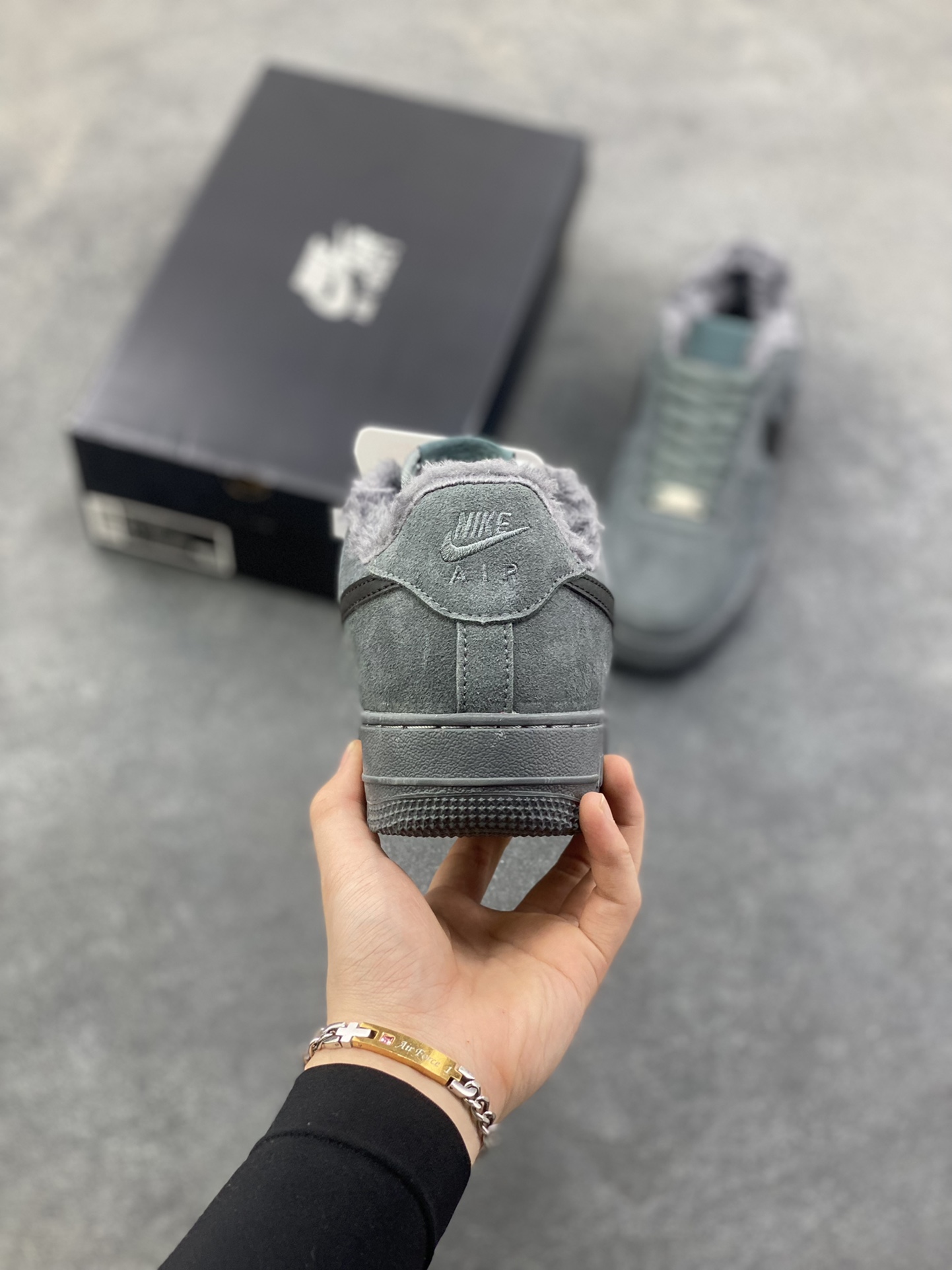 图片[4]-NIke Air Force 1 ‘07 Low 空军一号低帮 运动鞋 休闲鞋 折边针车 工艺难度大 原楦头原纸板 原装鞋盒 定制五金配件 内置全掌气垫 原厂鞋底 货号：DV3464-002 尺码：36 36.5 37.5 38 38.5 39 40 40.5 41 42 42.5 43 44 44.5 45-选品中心