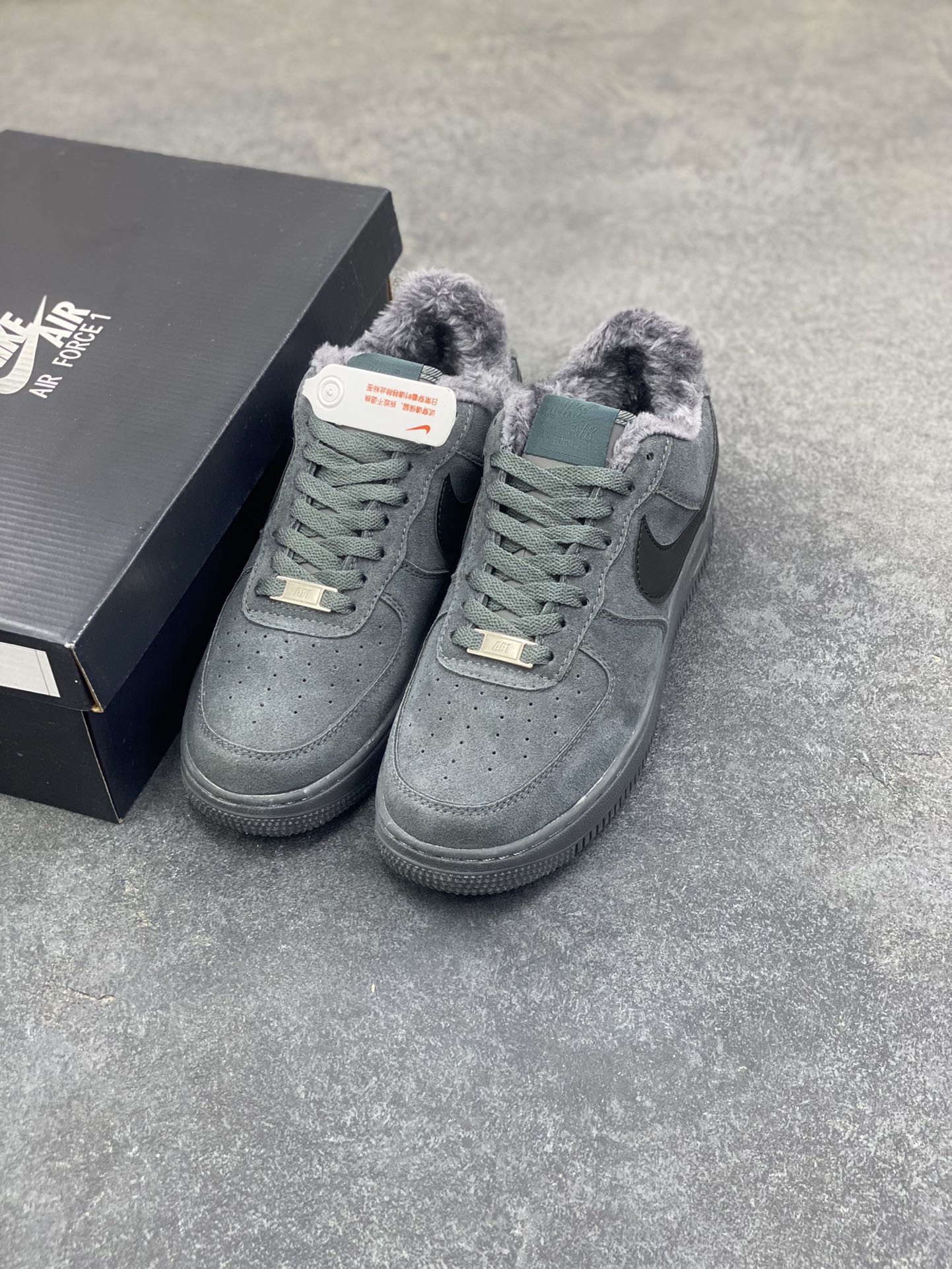 图片[8]-NIke Air Force 1 ‘07 Low 空军一号低帮 运动鞋 休闲鞋 折边针车 工艺难度大 原楦头原纸板 原装鞋盒 定制五金配件 内置全掌气垫 原厂鞋底 货号：DV3464-002 尺码：36 36.5 37.5 38 38.5 39 40 40.5 41 42 42.5 43 44 44.5 45-选品中心