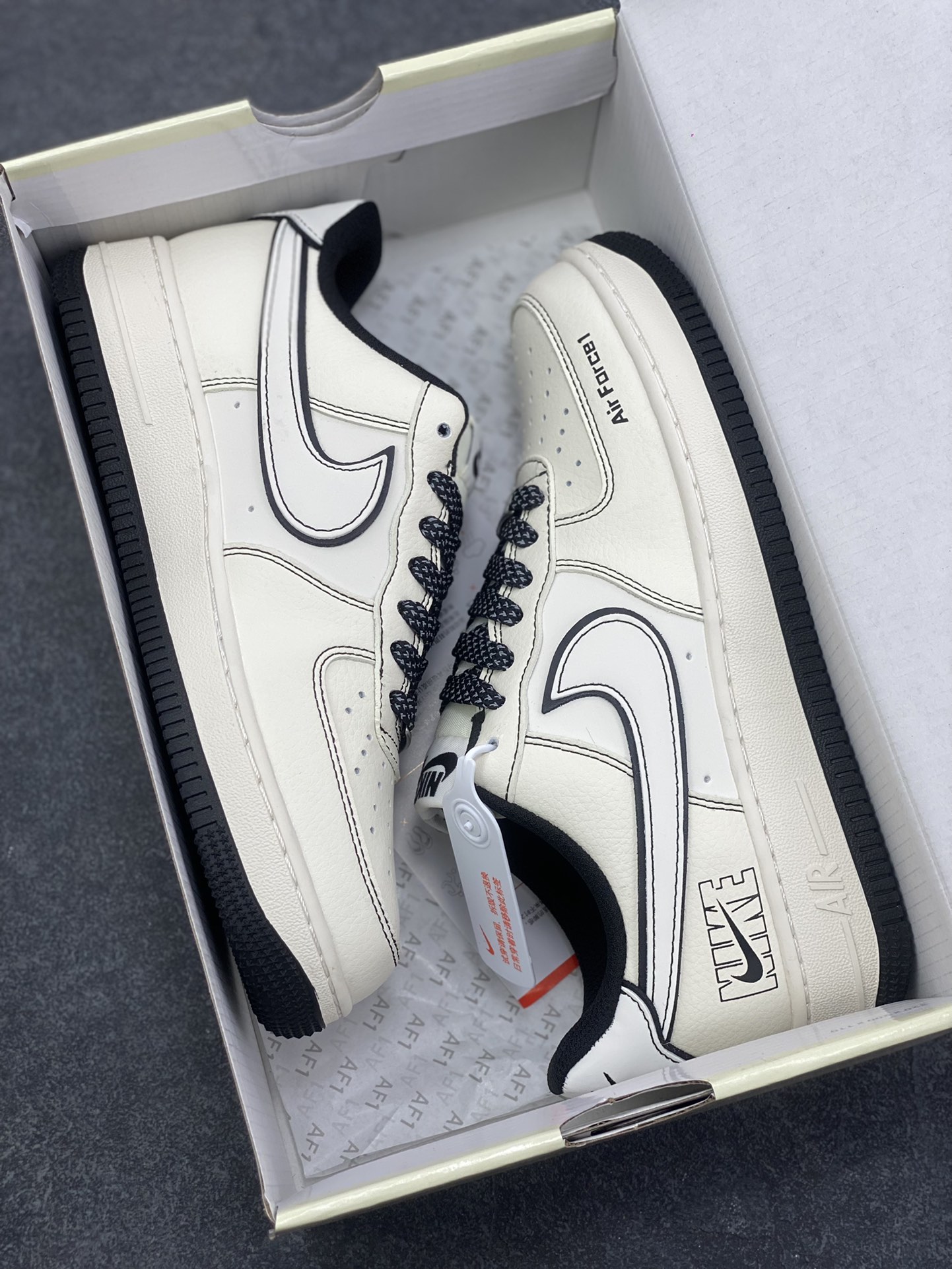 图片[9]-NIke Air Force 1 ‘07 Low “NIKE黑兔八哥”空军一号 低帮 运动鞋 休闲鞋 折边针车 工艺难度大 原楦头原纸板 原装鞋盒 定制五金配件 内置全掌气垫 原厂鞋底 货号：JP8028-060 尺码：36 36.5 37.5 38 38.5 39 40 40.5 41 42 42.5 43 44 44.5 45 200-260-选品中心