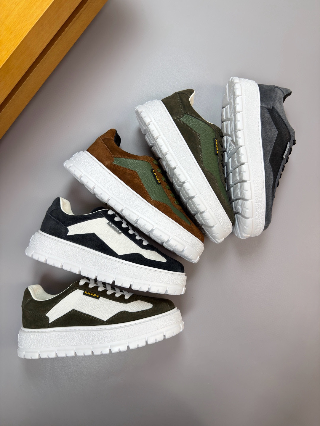 Prada Sneakers 10913