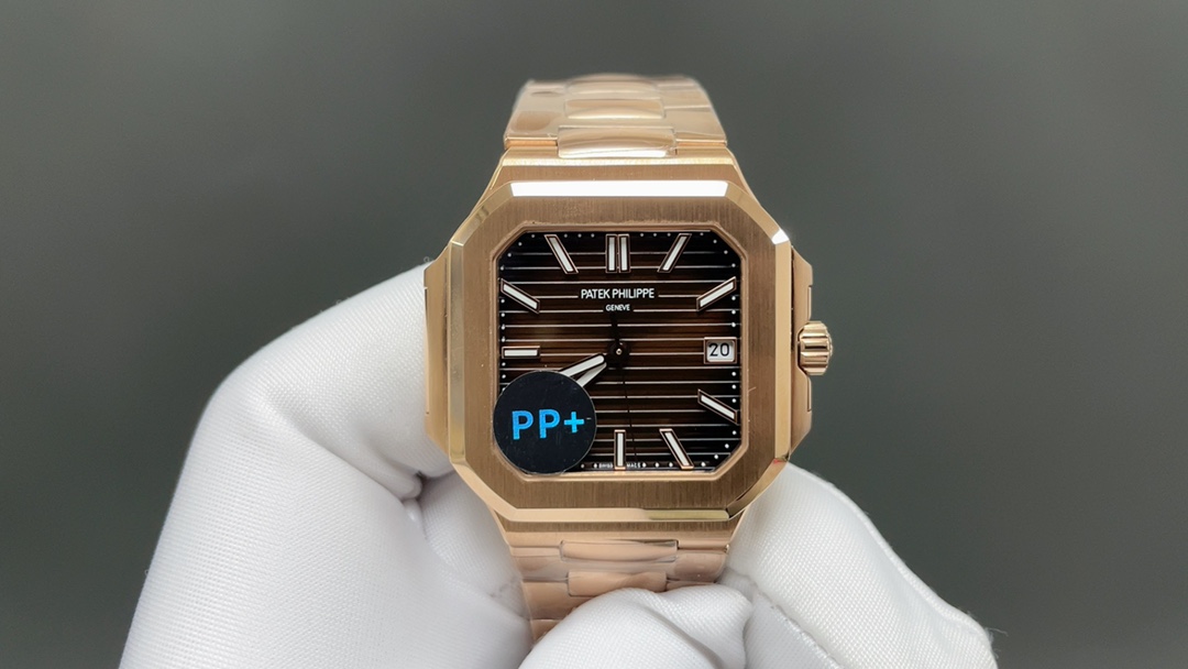 NO:727258,The new Baida 40mm has arrived!  PPFactory Patek Philippe adjusts the time without stopping seconds. Look for the correct version of the balance wheel movement. The thickness is consistent with the official 8.5mm. Patek Philippe's new Cubitus Medium (40mm) New Highlights Features 1 Movement equipped with customized Cal.26-330  SC all-in-one machine, the time adjustment is non-stop, the position of the balance wheel is consistent with the original, automatic winding movement. 2 Steel band 316L custom-grade ergonomic strap, new buckle style, suitable for all kinds of wrists, both casual and elegant styles. 3 Case size 40mm, thickness only 8.5mm, synchronous official, R white case electroplated platinum, all platinum models have a strong falling feel. Cubitus series has launched a new 40mm medium watch, patek philippe19860909新品百达40mm到货啦！ PPFactory百达翡丽 调时不停秒,认准对版摆轮机芯,厚度跟官方一致8.5mm.百达翡丽 新品Cubitus 中号（40mm) New 亮点特色1机芯搭载定制改Cal.26-330 SC一体机,调时不停秒,摆轮位置均与正品一致,自动上链机芯.2钢带316L定制级人体工程学表带,新扣款式,适合各种手腕、兼具休闲与优雅风格.3表壳尺寸40毫米厚度仅8.5mm同步官方,R白壳电镀白金,全白金款有很强的坠手感.Cubitus系列推出了全新40毫米中号表款,,patek philippe,Watch