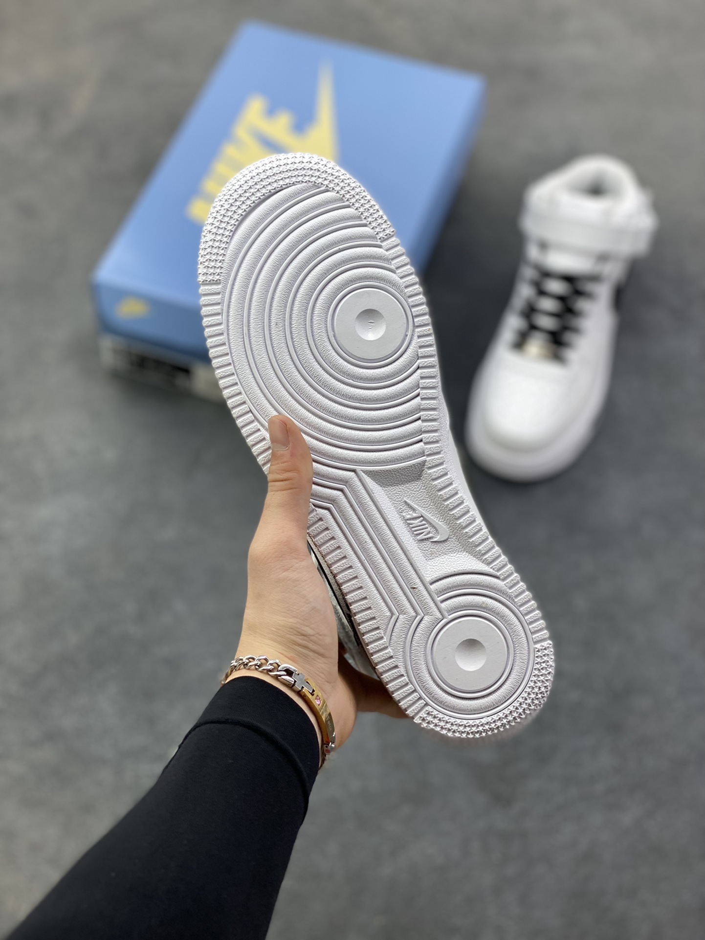 图片[5]-Nike Air Force 1 Low’07 泼墨 喷绘 空军一号中帮休闲板鞋 定制皮料 原厂3D打印 定制鞋盒 原楦原纸板 纯正空军版型 内置全掌气垫 货号：ZH0316-144 尺码：36 36.5 37.5 38 38.5 39 40 40.5 41 42 42.5 43 44 44.5 45-选品中心