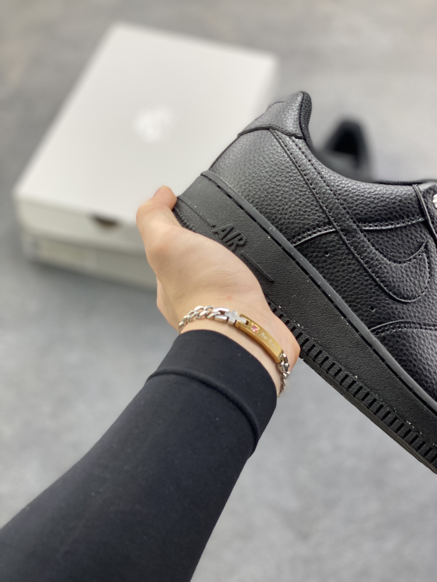 图片[6]-NIke Air Force 1 ‘07 Low 空军一号低帮 运动鞋 休闲鞋 折边针车 工艺难度大 原楦头原纸板 原装鞋盒 定制五金配件 内置全掌气垫 原厂鞋底 货号：IM6001-475 尺码：36 36.5 37.5 38 38.5 39 40 40.5 41 42 42.5 43 44 44.5 45-选品中心