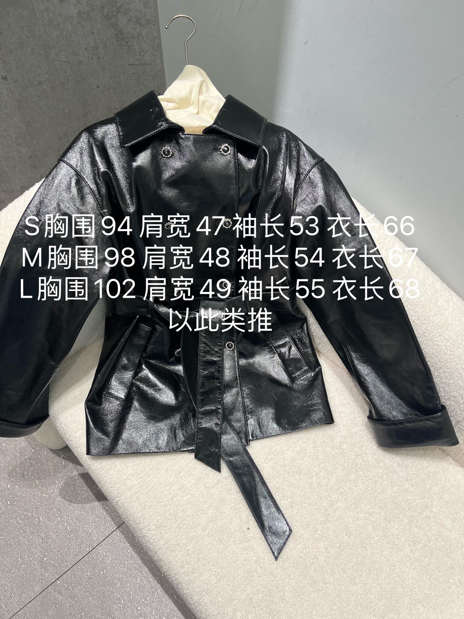 NO:639212,Chanel custom-made sheepskin jacket, with its own gloss, original buttons and lining, size S-19860909香奈儿定制羊皮外套,自带光泽度,原版纽扣和里布 尺寸S- X L码,偏修身版型,香奈儿-服装,chanel,jackets & coats,sheepskin,alexander wang,Women's clothing
