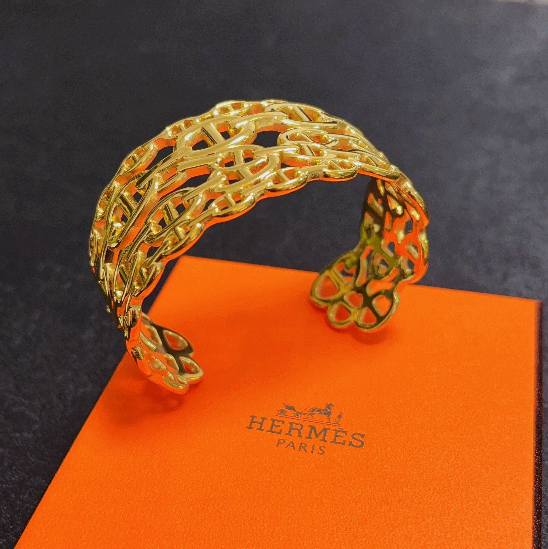 Hermès 新款高品质 爱马仕Hermes手镯猪鼻子宽版厚实精工版
