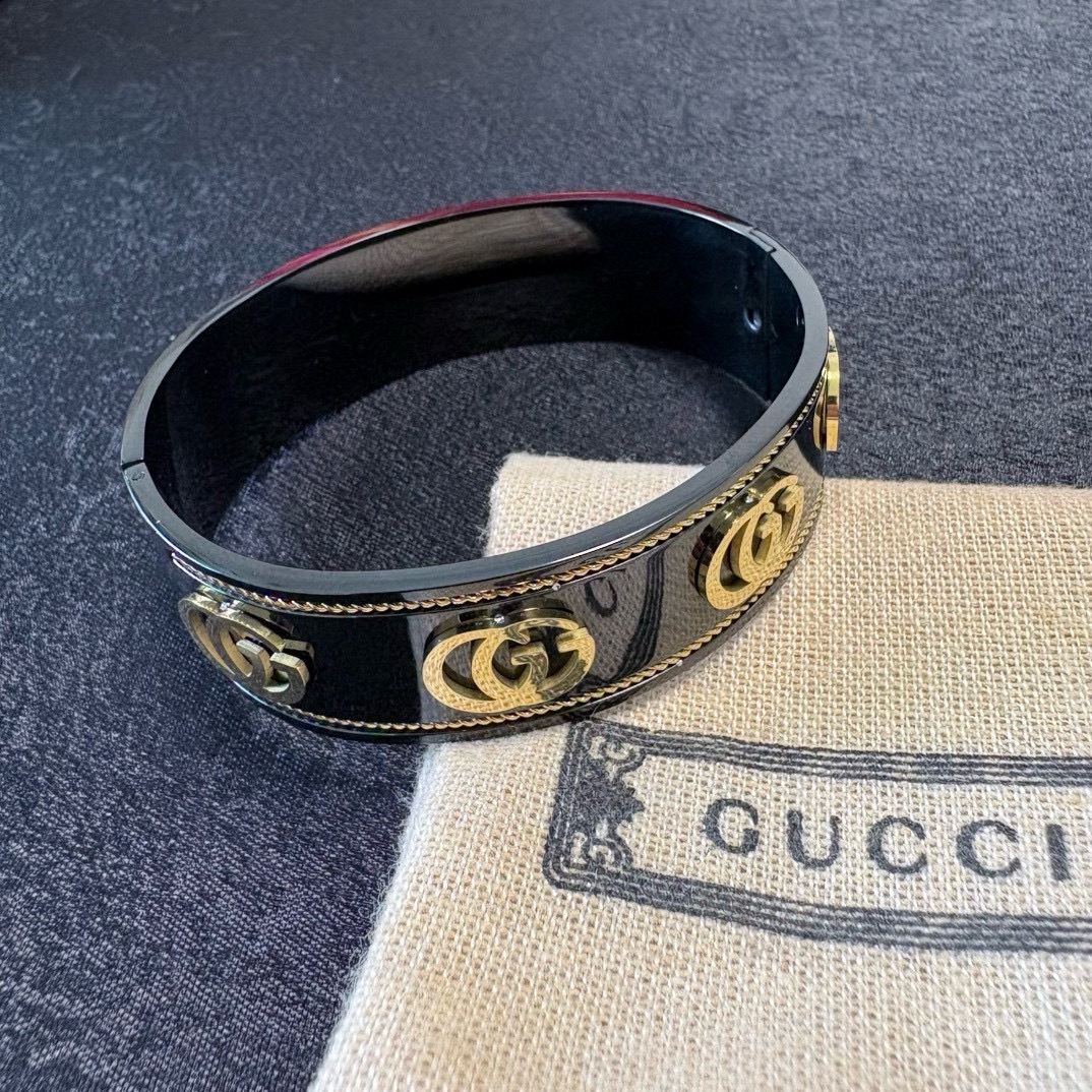 Gucci 新款 古驰Gucci双G炭黑宽版情侣中性款手镯 bling