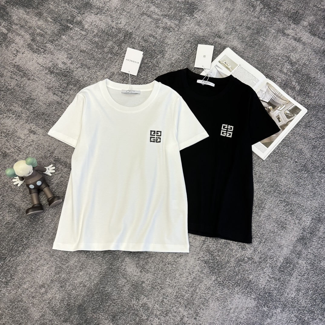 GIV Short Sleeve T-Shirt – Stylish & Comfortable (White & Black)