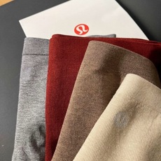 2257A组红色秋冬新品⭕️lululemon家女款高腰收腹提臀内裤❗️能拿到代工厂这一单太不容易品质完 2257A组红色秋冬新品⭕️lululemon家女款高腰收腹提臀内裤❗️能拿到代工厂这一单太不容易品质完