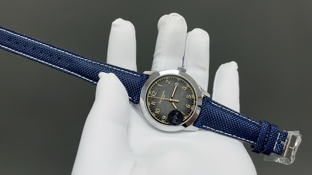 Patek Philippe（百达翡丽） Style Beige Watches Lookbook Reference image 2