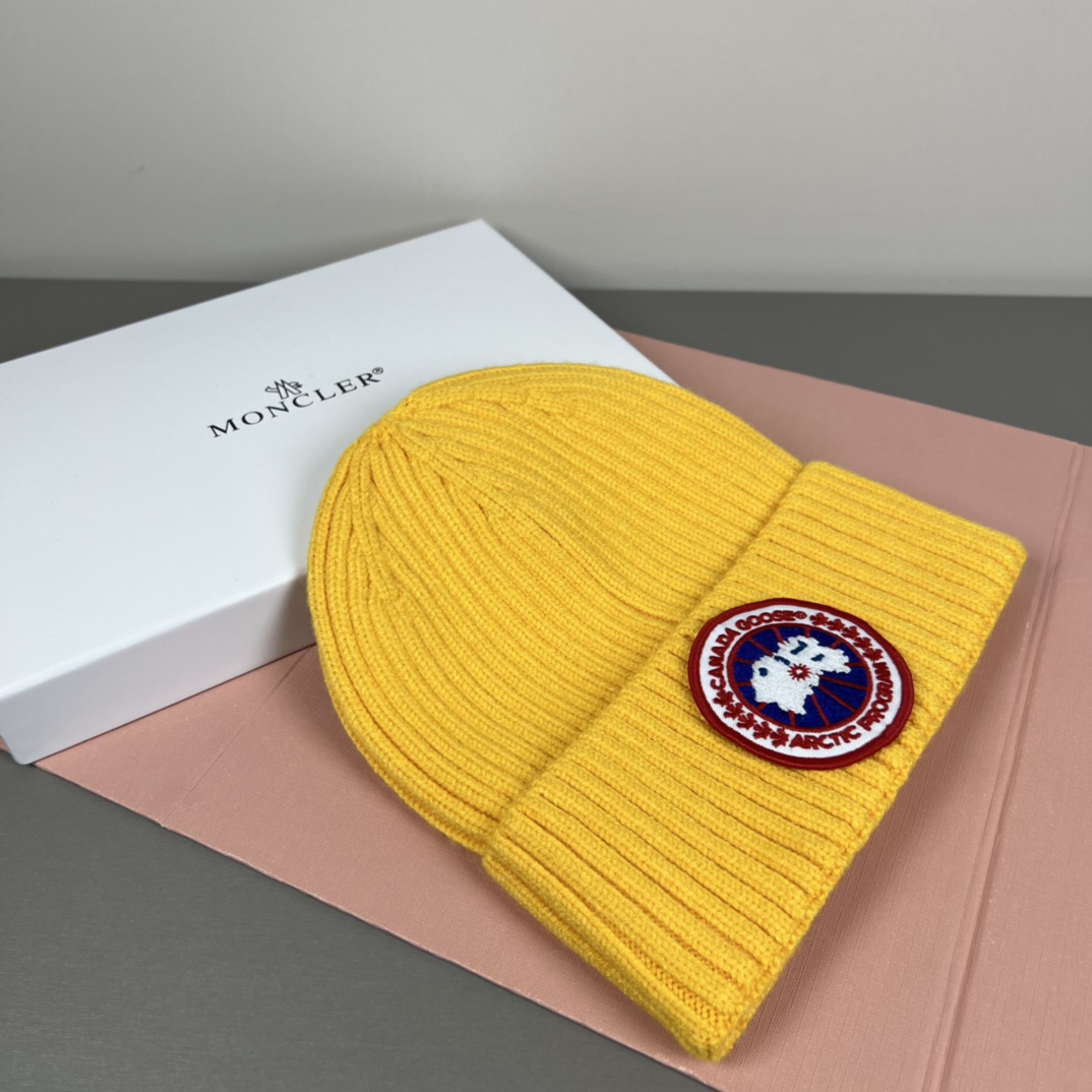 配防尘袋加拿大鹅。CANADA GOOSE 官网最新羊毛针织帽，官网原单复刻.非常柔软亲肤，弹性很好！有