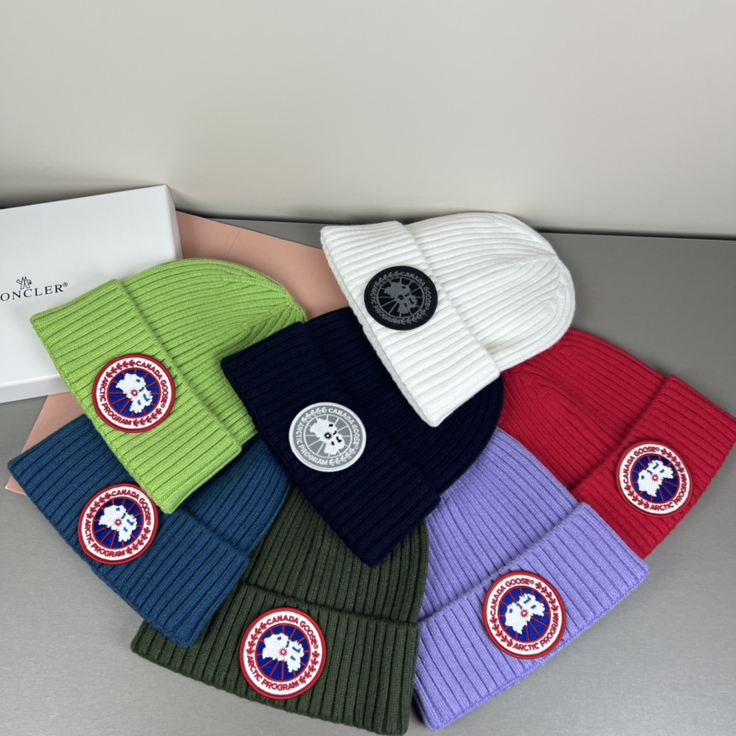 配防尘袋加拿大鹅。CANADA GOOSE 官网最新羊毛针织帽，官网原单复刻.非常柔软亲肤，弹性很好！有