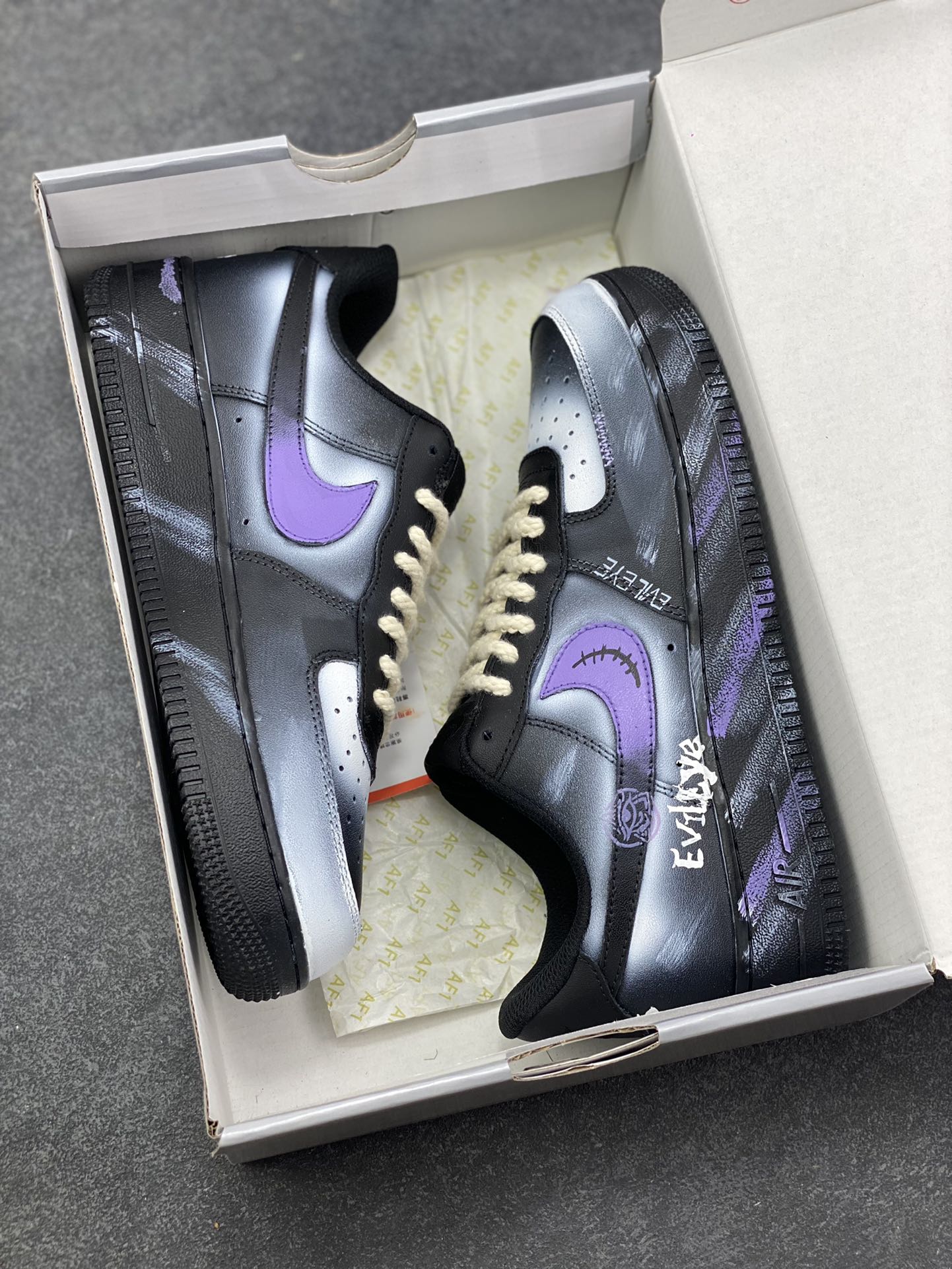 图片[9]-【定制球鞋】Nike Air Force 1 紫夜邪瞳 经典百搭 潮流手绘 防滑抗冲击性耐磨 低帮 板鞋 男女款 黑色 原楦头原纸板 原装鞋盒 定制五金配件 内置全掌气垫 原厂鞋底 货号 CW2288-111 尺码： 36 36.5 37.5 38 38.5 39 40 405. 41 42 42.5 43 44 44.5 45-选品中心
