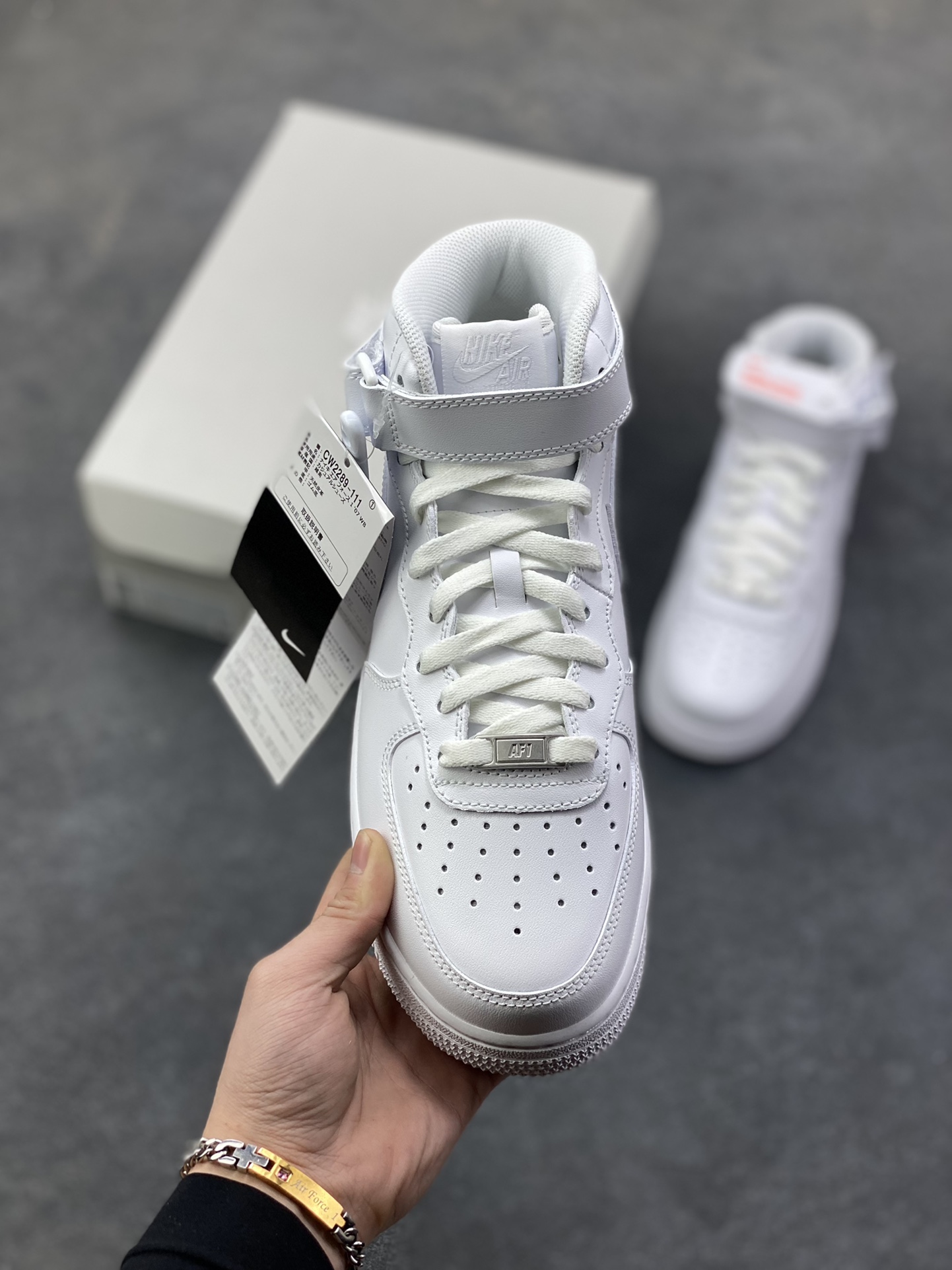 图片[2]-NIke Air Force 1 ‘07 Low 空军一号低帮 运动鞋 休闲鞋 折边针车 工艺难度大 原楦头原纸板 原装鞋盒 定制五金配件 内置全掌气垫 原厂鞋底 货号：CW2289-111 尺码：36 36.5 37.5 38 38.5 39 40 40.5 41 42 42.5 43 44 44.5 45-选品中心