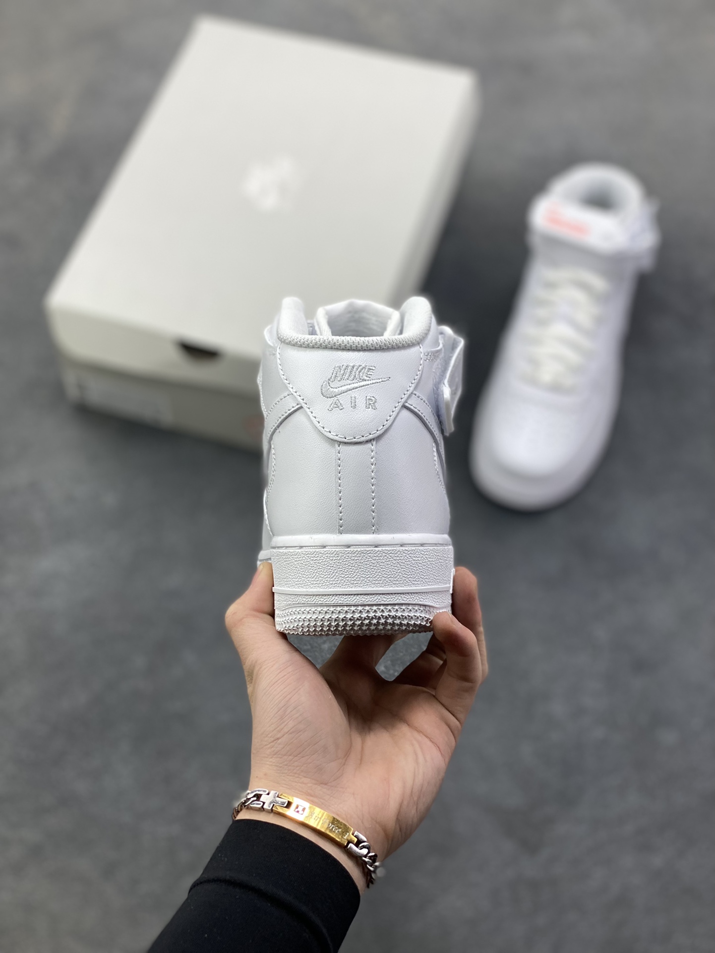 图片[4]-NIke Air Force 1 ‘07 Low 空军一号低帮 运动鞋 休闲鞋 折边针车 工艺难度大 原楦头原纸板 原装鞋盒 定制五金配件 内置全掌气垫 原厂鞋底 货号：CW2289-111 尺码：36 36.5 37.5 38 38.5 39 40 40.5 41 42 42.5 43 44 44.5 45-选品中心