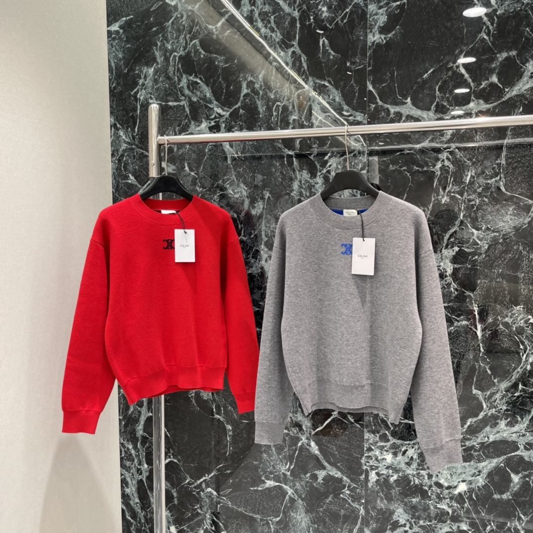 NO:661771,CE 25 new autumn and winter embroidered micro-label cashmere sweater, lining with contrasting design, blue embroidered logo embellishment on the chest, low-key and recognizable, gray and blue tones, versatile and not picky, very stylish with jeans or casual pants, easy to get French relaxed style. Two colors SML, Celine-clothing, celine, jeans, sweaters,  19860909CE 25秋冬新款 刺绣微标羊绒毛衣 里衬撞色设计 胸前蓝色刺绣Logo点缀 低调又有辨识度 灰蓝色调百搭不挑人 随手搭牛仔裤或休闲裤都很有型 轻松get法式松弛风.两个色SML,赛琳-服装,celine,jeans,sweaters, ,Women's clothing