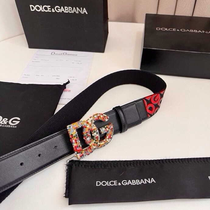 杜嘉班纳 全新小牛皮腰带，优雅简约配饰，缀以满天星电镀金属 DG 交叉造型徽标搭扣，4.0cm