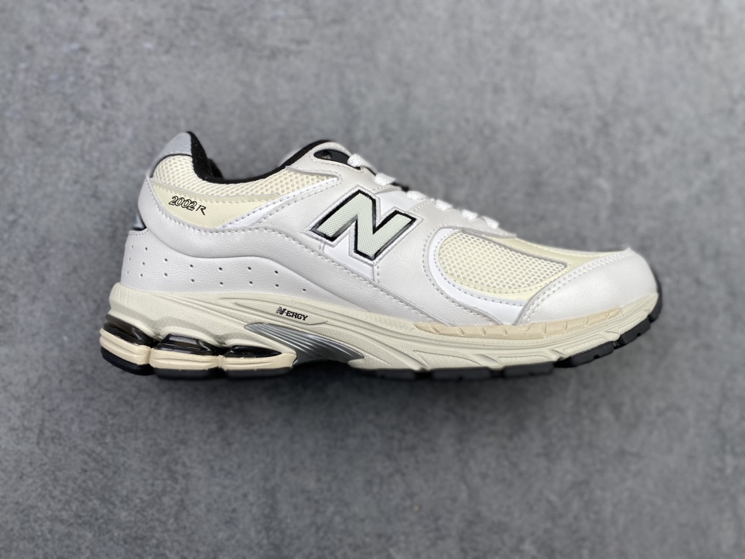 特价纯原NB2002特价！尺码36-47.5，全码输出！年度重磅纯原福利！之前卖多少大家都知道！这个价格