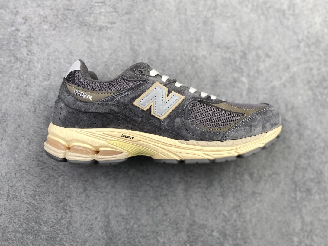 特价纯原NB2002特价！尺码36-47.5，全码输出！年度重磅纯原福利！之前卖多少大家都知道！这个价格