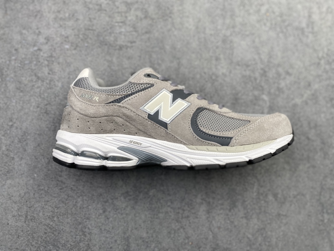 特价纯原NB2002特价！尺码36-47.5，全码输出！年度重磅纯原福利！之前卖多少大家都知道！这个价格