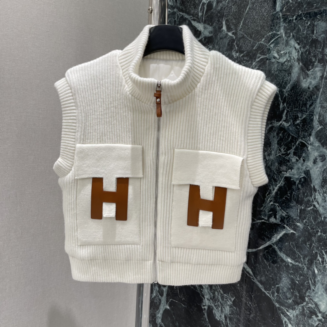 Her Knit Vest with Leather Logo Pockets, Chic Sleeveless Sweater Top 6 i1765169128 8215 4