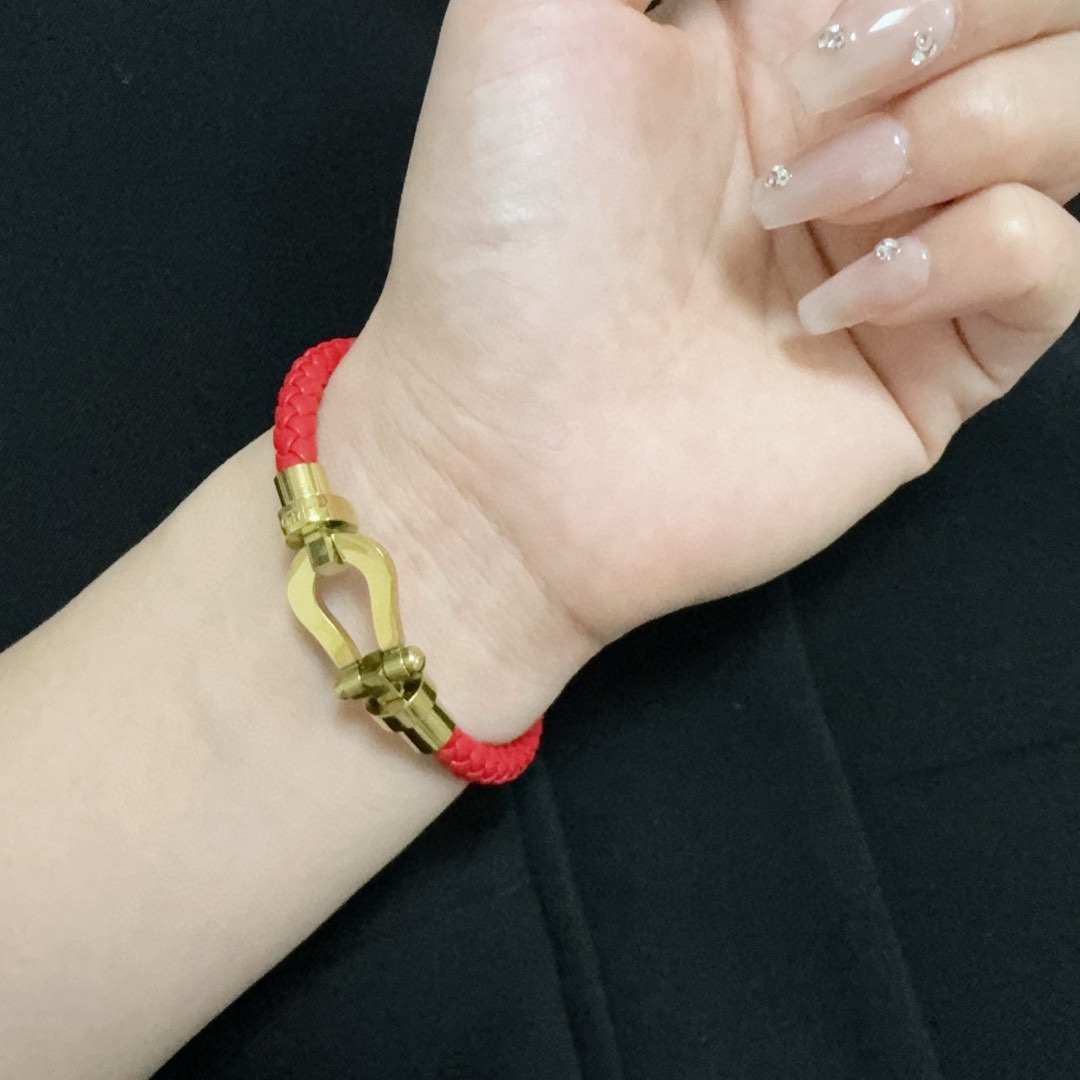 Fred 新款fred费雷德彩色真皮皮绳手链手镯手绳