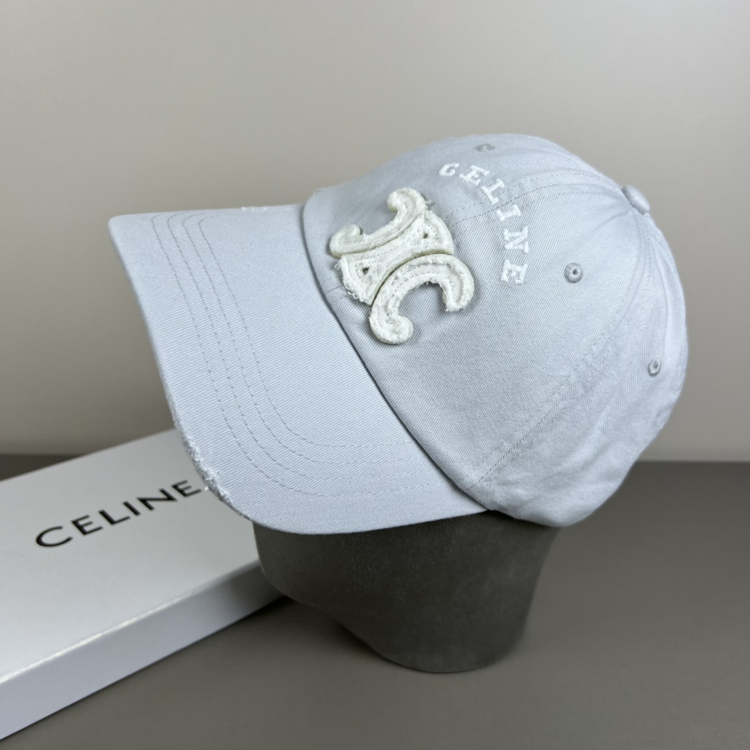 NO:643606,[CELINE] Original new classic casual and trendy baseball cap in Japanese and Korean style, looks great with any combination!  When traveling, you must buy a hat: fisherman hat, baseball cap, knitted hat, hat, celine, celine, espadrilles, hats19860909【CELINE赛琳】原单新款经典休闲潮流款 棒球帽日韩风格,随便搭配都超好看！出门旅游,绝对要入手的一款帽子渔夫帽棒球帽针织帽,帽子,celine,celine,espadrilles,hats,hat