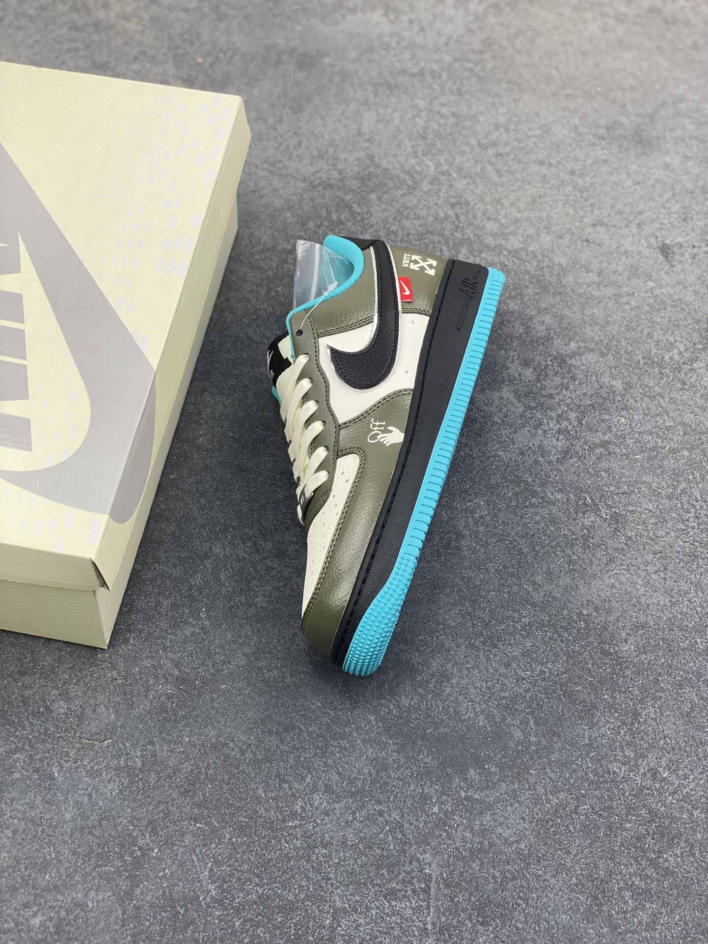 图片[7]-Nike Air Force 1 ‘07 Low “OFF-WHITE联名——双拼黑绿蓝”空军一号 低帮 运动鞋 休闲鞋 折边针车 工艺难度大 原楦头原纸板 原装鞋盒 定制五金配件 内置全掌气垫 原厂鞋底 货号：QW5836-022 尺码：36 36.5 37.5 38 38.5 39 40 40.5 41 42 42.5 43 44 44.5 45-选品中心