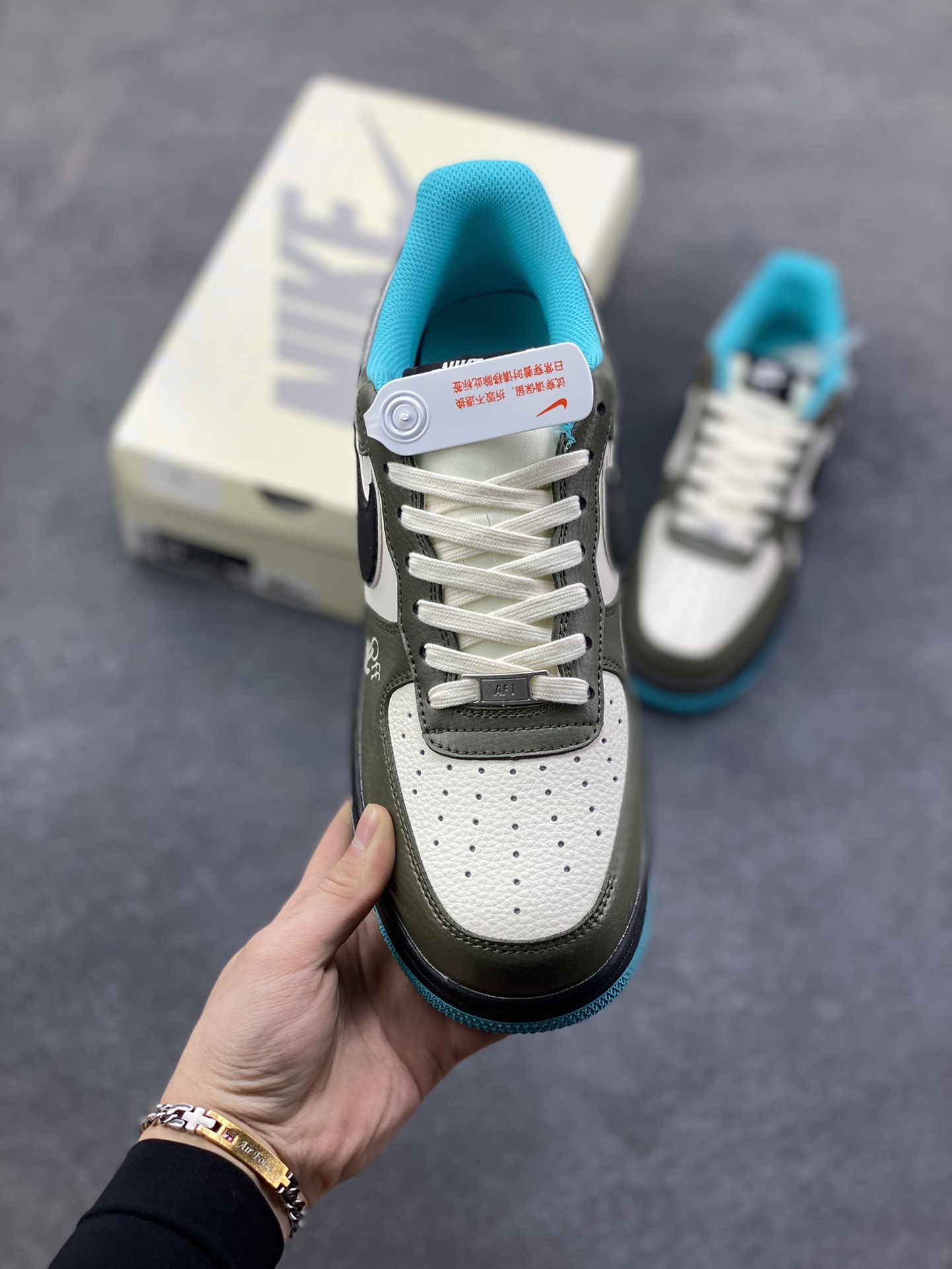 图片[2]-Nike Air Force 1 ‘07 Low “OFF-WHITE联名——双拼黑绿蓝”空军一号 低帮 运动鞋 休闲鞋 折边针车 工艺难度大 原楦头原纸板 原装鞋盒 定制五金配件 内置全掌气垫 原厂鞋底 货号：QW5836-022 尺码：36 36.5 37.5 38 38.5 39 40 40.5 41 42 42.5 43 44 44.5 45-选品中心