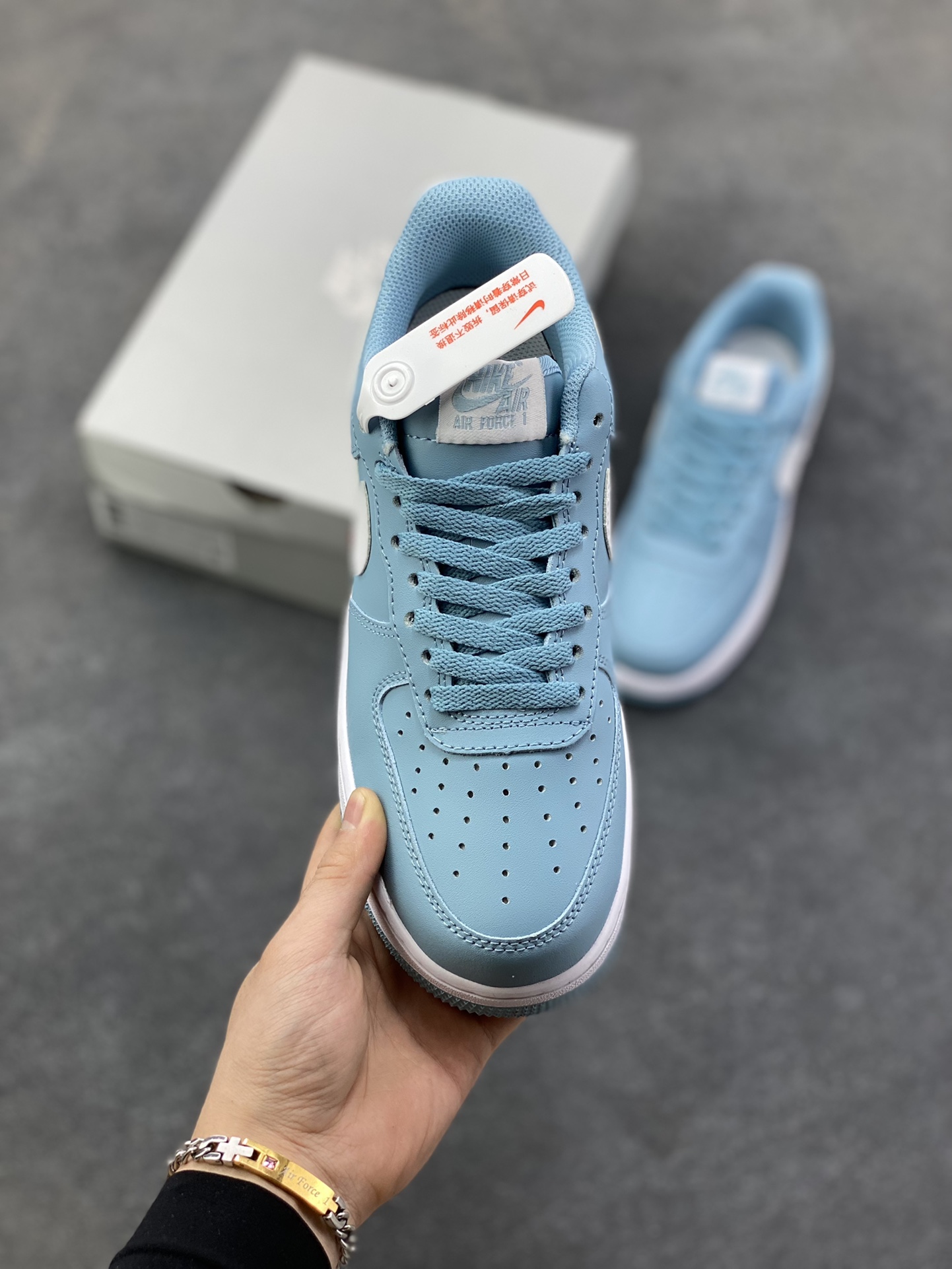 图片[2]-NIke Air Force 1 ‘07 Low 空军一号低帮 运动鞋 休闲鞋 折边针车 工艺难度大 原楦头原纸板 原装鞋盒 定制五金配件 内置全掌气垫 原厂鞋底 货号：FJ4146-403 尺码：36 36.5 37.5 38 38.5 39 40 40.5 41 42 42.5 43 44 44.5 45-选品中心