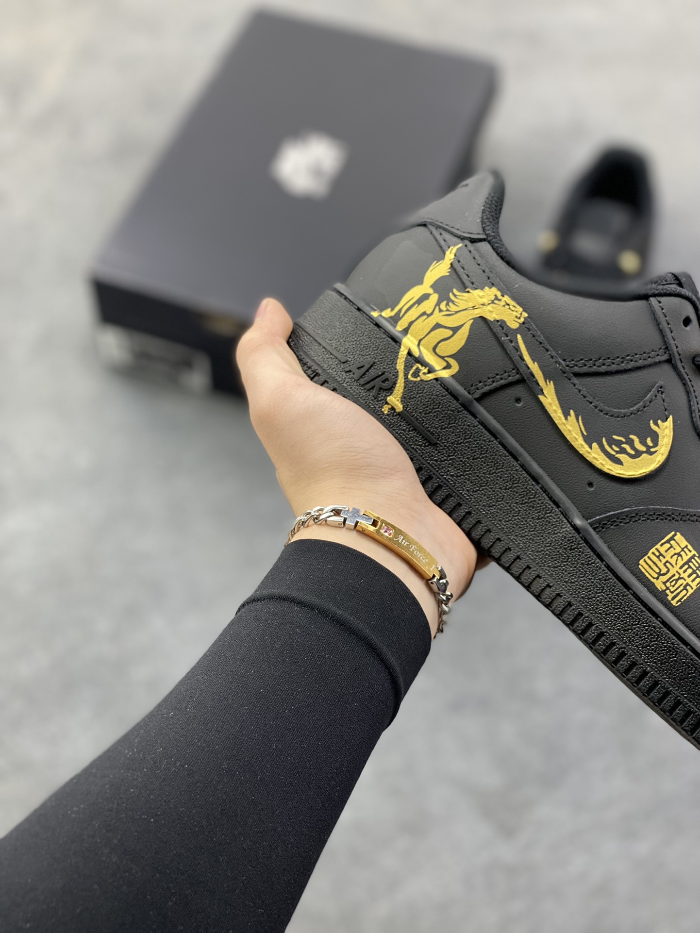 图片[6]-NIke Air Force 1 ‘07 Low 空军一号低帮 运动鞋 休闲鞋 折边针车 工艺难度大 原楦头原纸板 原装鞋盒 定制五金配件 内置全掌气垫 原厂鞋底 货号：CW2288-001 尺码：36 36.5 37.5 38 38.5 39 40 40.5 41 42 42.5 43 44 44.5 45-选品中心