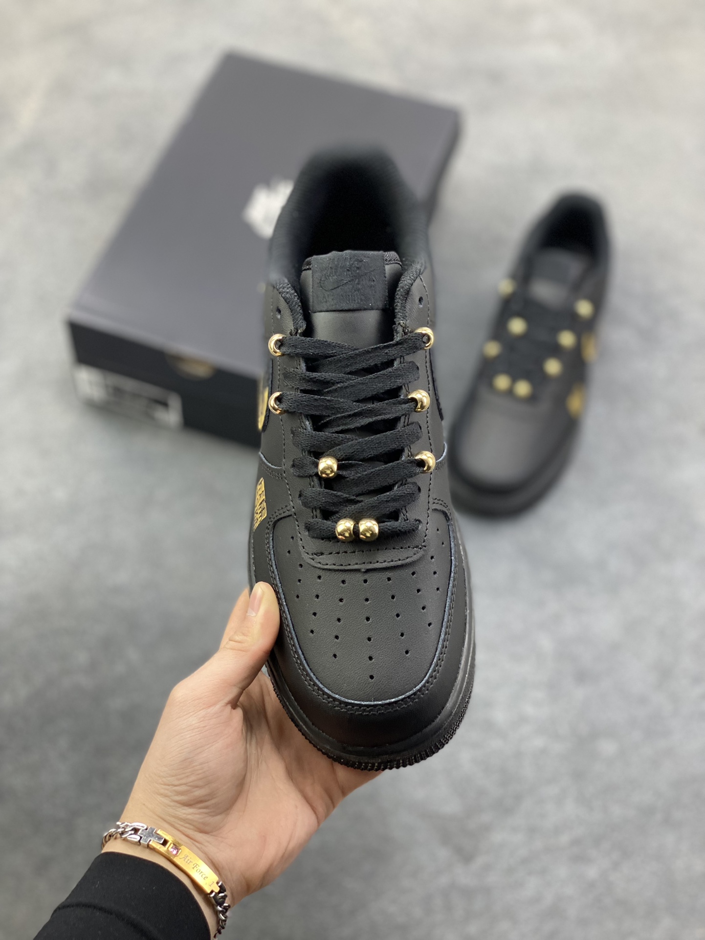 图片[2]-NIke Air Force 1 ‘07 Low 空军一号低帮 运动鞋 休闲鞋 折边针车 工艺难度大 原楦头原纸板 原装鞋盒 定制五金配件 内置全掌气垫 原厂鞋底 货号：CW2288-001 尺码：36 36.5 37.5 38 38.5 39 40 40.5 41 42 42.5 43 44 44.5 45-选品中心