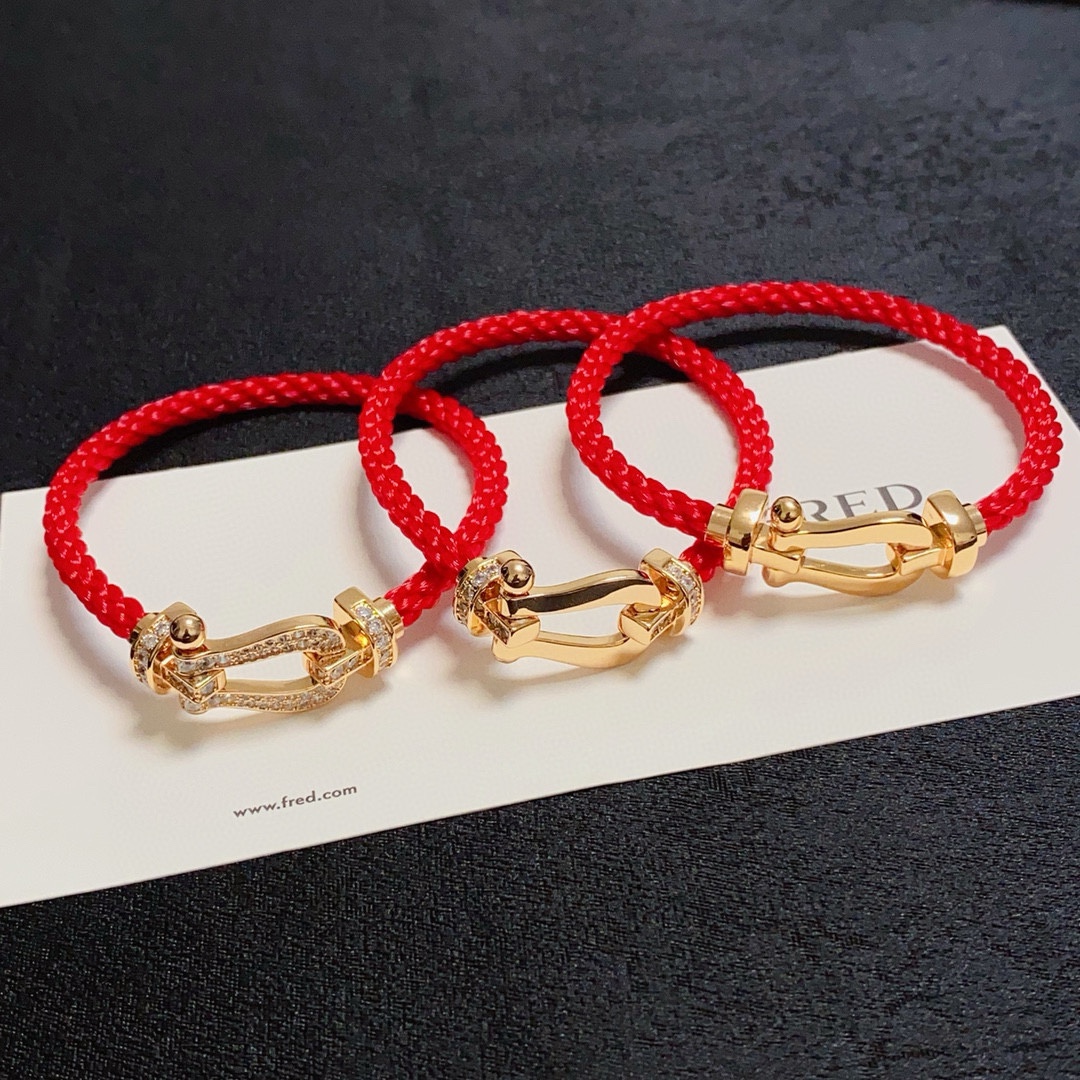 Fred 新品发布 火爆 Fred斐登满钻、半钻、无钻马蹄扣中性款高品质尼龙绳手链手镯
