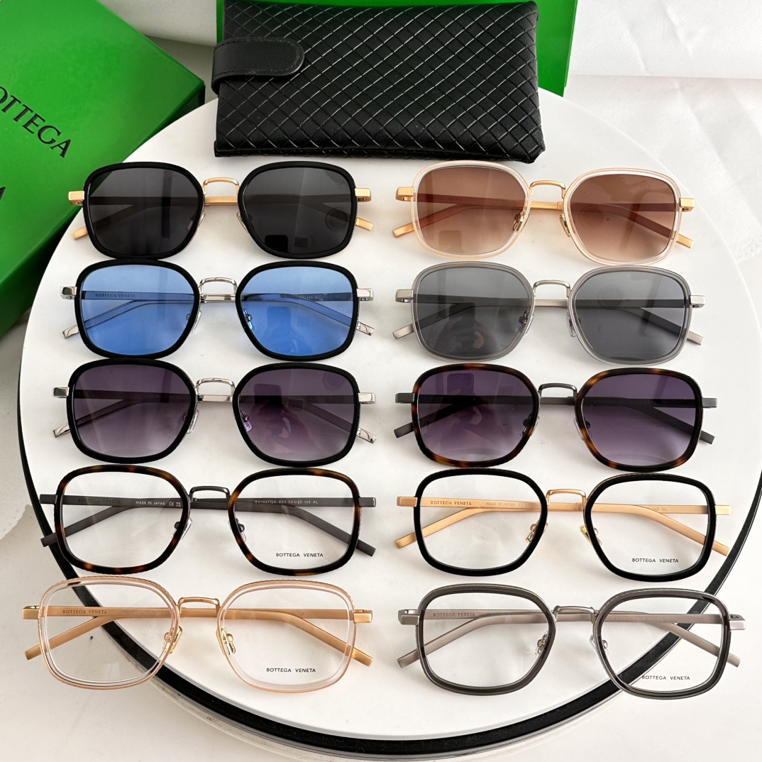 。 ‼️BOTTEGA VENET*🌟🌟🌟MODEL：BV1427OA🌟🌟🌟SIZE：52口22-145