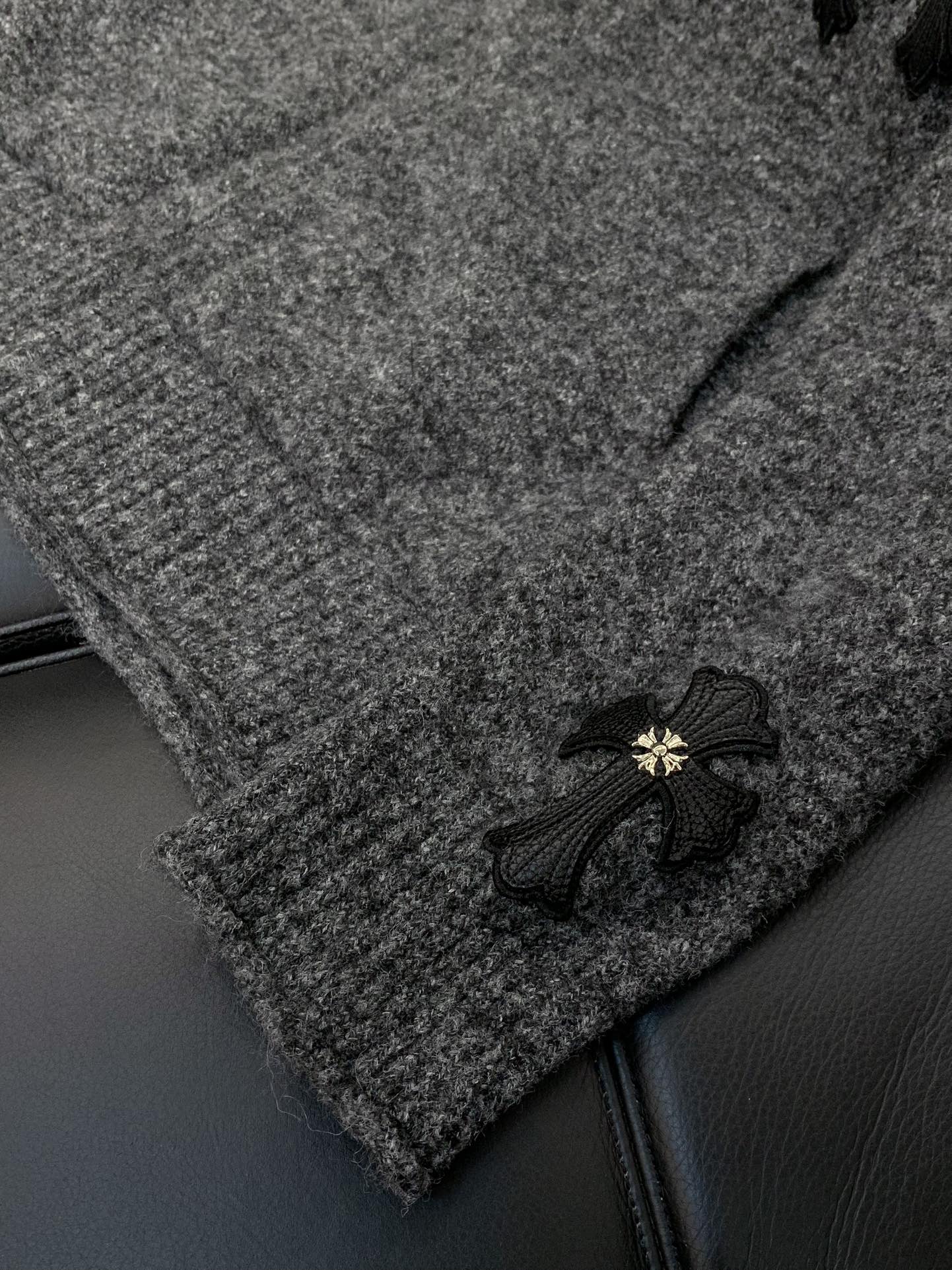 ，Chrome Hearts 克罗心，2025冬季新品，专柜同步有售，原单狠货，时尚休闲针织开衫毛衣，采