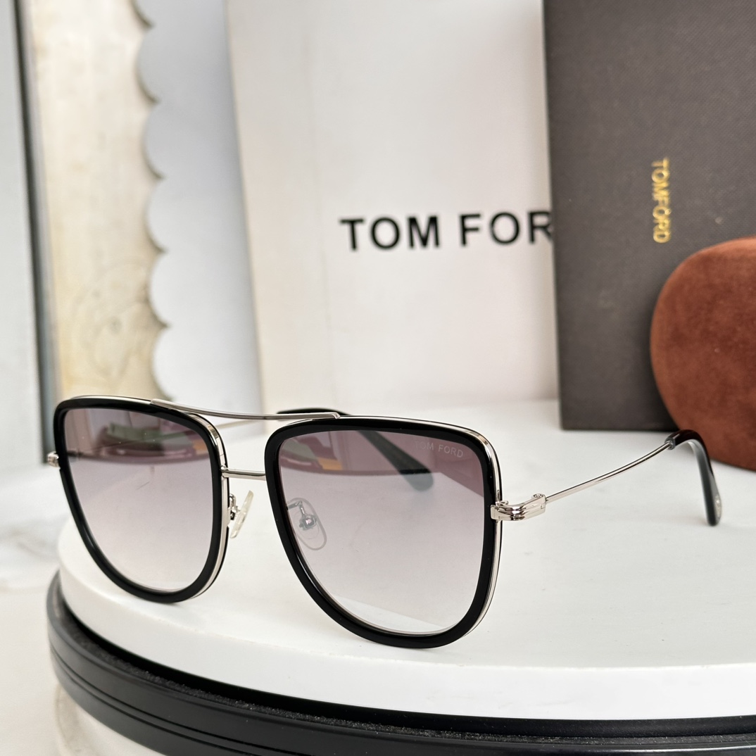 ‼️𝐓𝐎𝐌 𝐅𝐎𝐑*FT0759，size：56口19-140眼镜都经过精心设计，造型个性，散发出强烈的