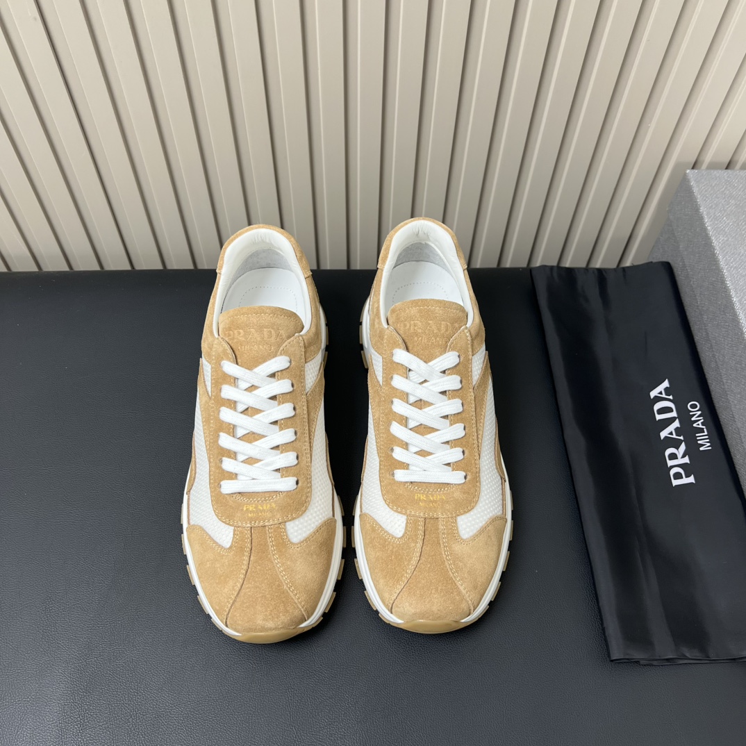 NO:664417,Size: 39-44 (customized at 38.45) P’s high-quality products!  Men's sports shoes, cowhide stitching mesh. Rubber bumps add style to the lace design, simple and elegant to create a gentleman's casual urban style, elastic TPU rubber outsole, lightweight and soft, very comfortable on the feet!  ,,sneakers,cowhide19860909Size: 39-44(38.45定做) P 家高品质精品！男士运动鞋,牛皮拼接网布.橡胶凹凸为系带设计增添格调,简洁大方打造绅士休闲城市风格,弹力TPU橡胶大底,轻质柔软,脚感非常舒适！,,sneakers,cowhide,Men's shoes