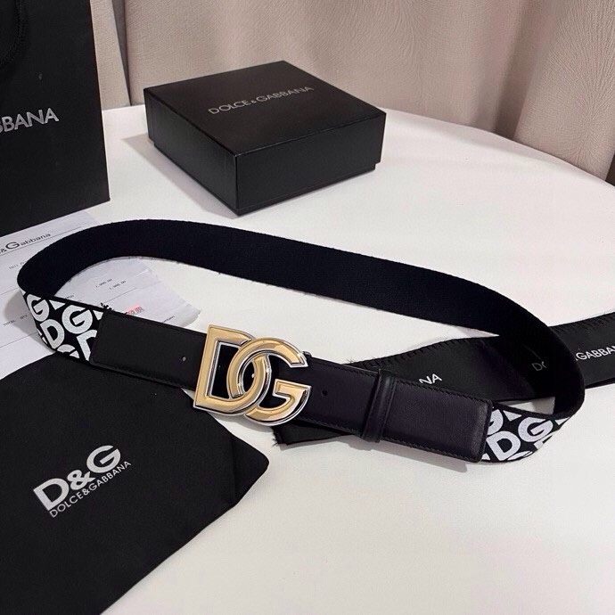 杜嘉班纳 全新小牛皮腰带，优雅简约配饰，缀以满双色电镀金属 DG 交叉造型徽标搭扣，4.0cm