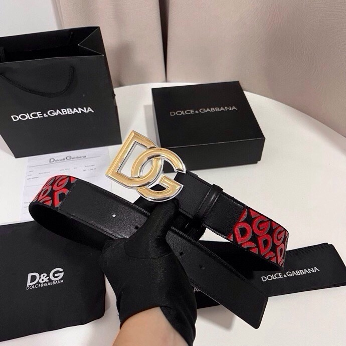 杜嘉班纳 全新小牛皮腰带，优雅简约配饰，缀以双色电镀金属 DG 交叉造型徽标搭扣，4.0cm