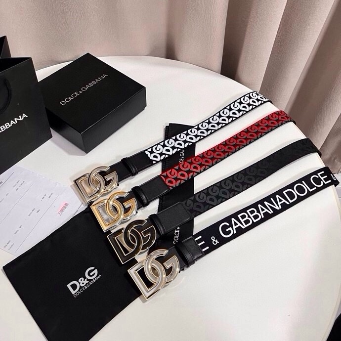杜嘉班纳 全新小牛皮腰带，优雅简约配饰，缀以双色电镀金属 DG 交叉造型徽标搭扣，4.0cm