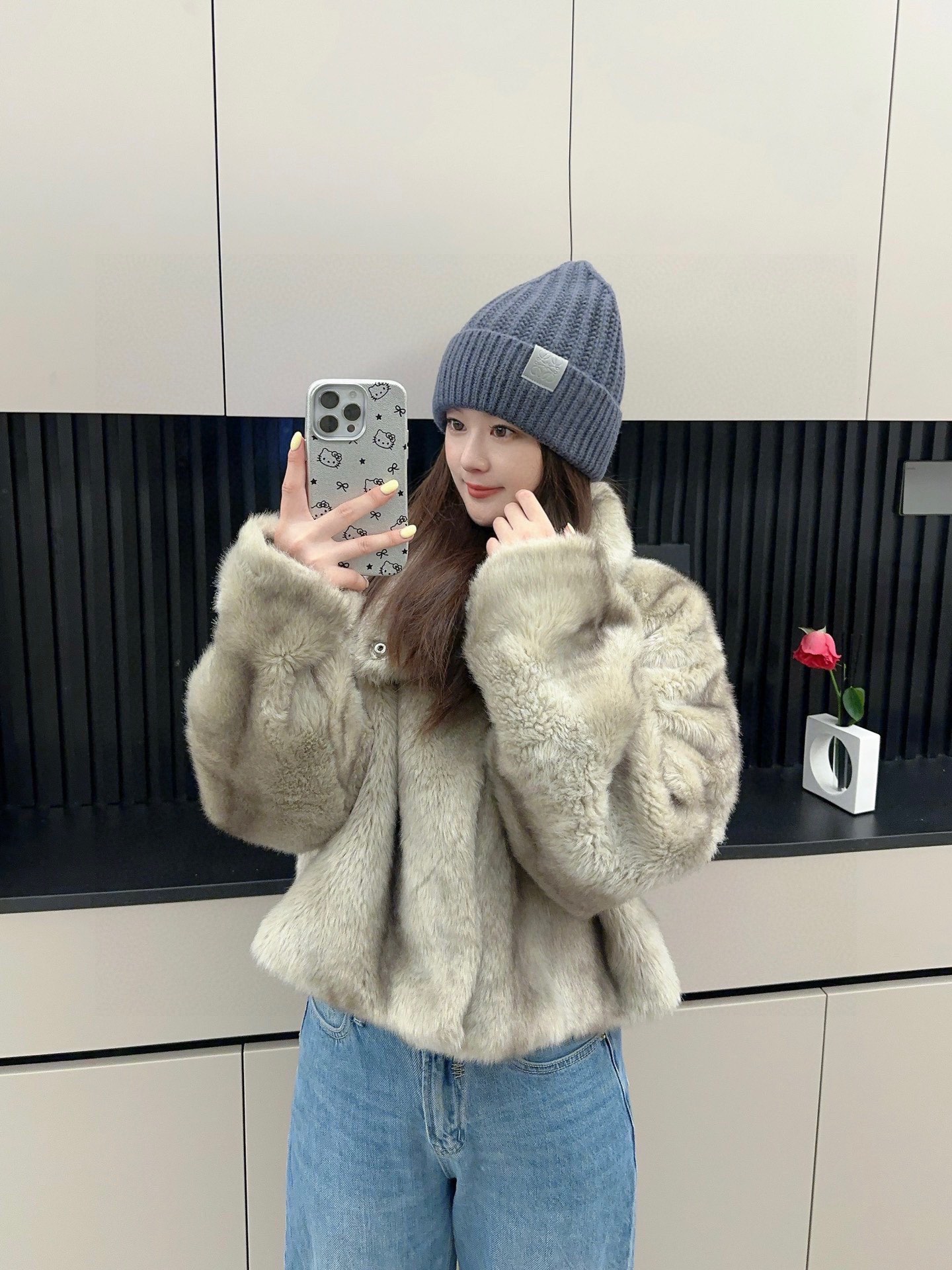 NO:670676,Loewe official website classic knitted hat!  Xiaohongshu’s hottest selling item!  Dress well!  The same style for men and women, thicker and warmer, fashionable and popular with first-class texture, the best famous brand to keep warm in autumn and winter, order now, popular style hats, fisherman hats, baseball caps, knitted hats, hats, loewe, loewe, espadrilles, hats19860909罗意威loewe官网经典款针织帽！小红书热卖爆款！穿搭神气！男女同款,加厚更保暖,时尚流行质感一流,秋冬保暖最佳名品,赶紧订购哦,跑量款帽子渔夫帽棒球帽针织帽,帽子,loewe,loewe,espadrilles,hats,hat