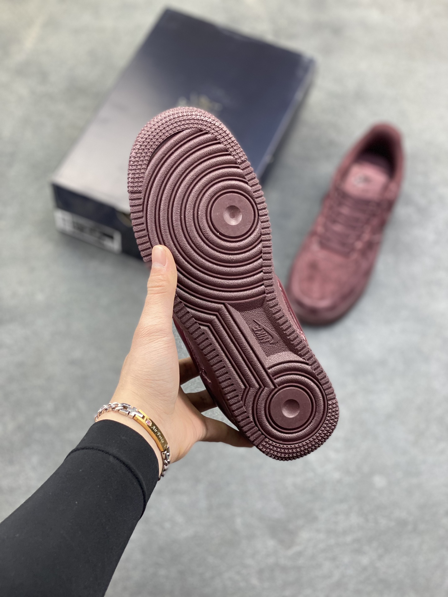 图片[5]-NIke Air Force 1 ‘07 Low 空军一号低帮 运动鞋 休闲鞋 折边针车 工艺难度大 原楦头原纸板 原装鞋盒 定制五金配件 内置全掌气垫 原厂鞋底 货号：HV4406-600 尺码：36 36.5 37.5 38 38.5 39 40 40.5 41 42 42.5 43 44 44.5 45-选品中心