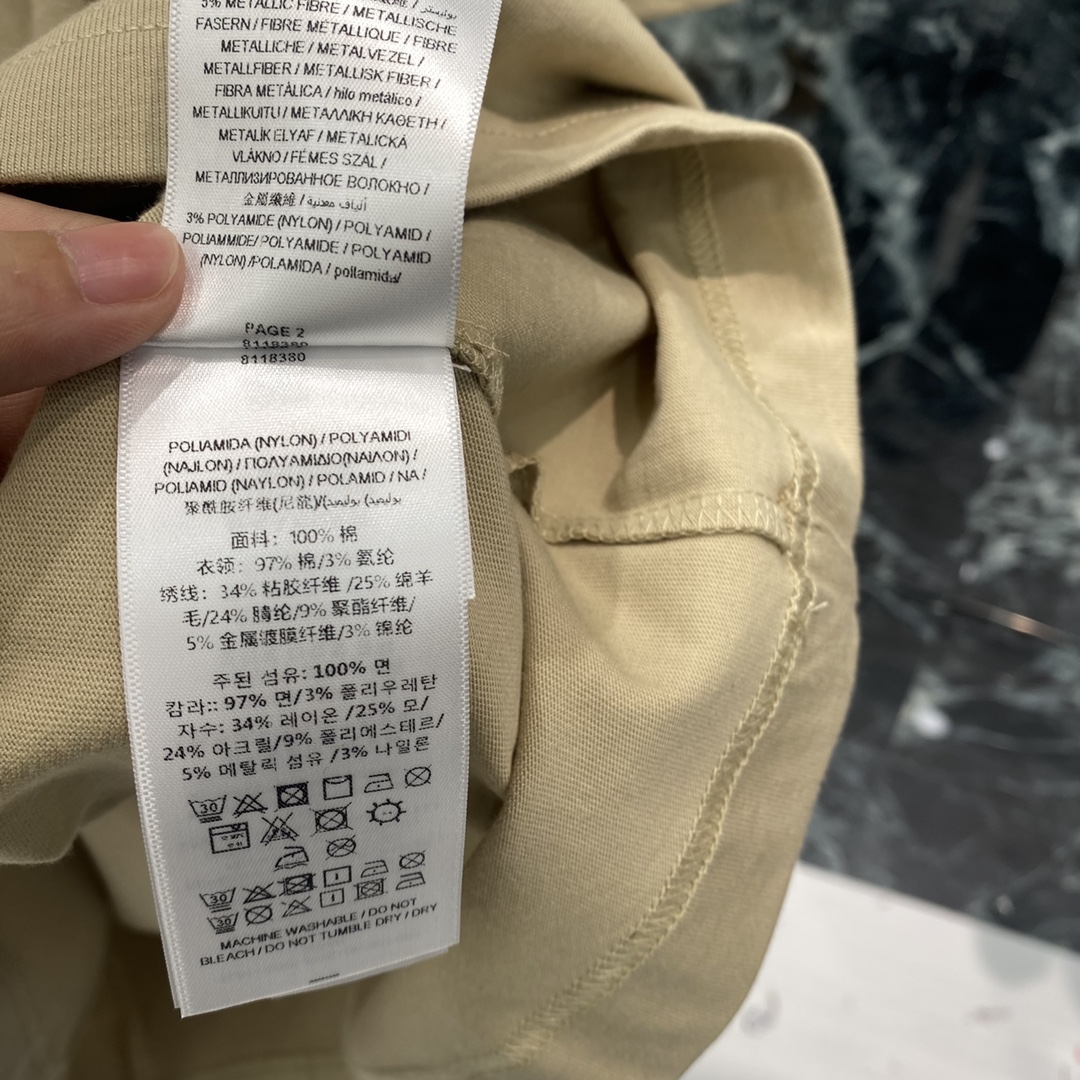 BBR 25秋冬新款 战马图案T恤 正面手绘骑士徽标+红色战马 节日氛围感满满 春夏单穿或叠搭都很OK 