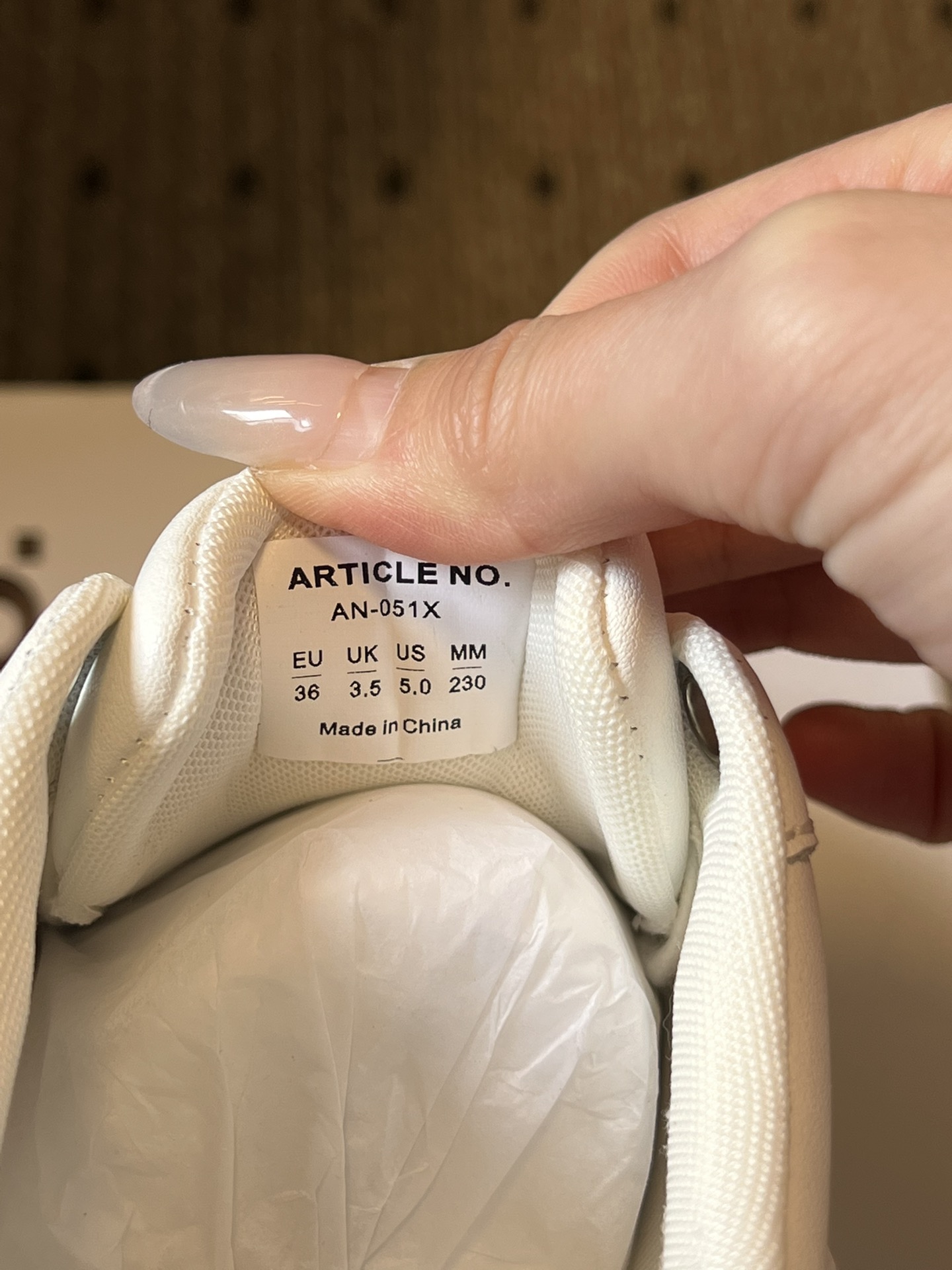 ARTICLE N*厚底板鞋小白鞋休闲鞋根植于西海岸滑板文化，将复古元素与现代街头风格融合，主打简约不张