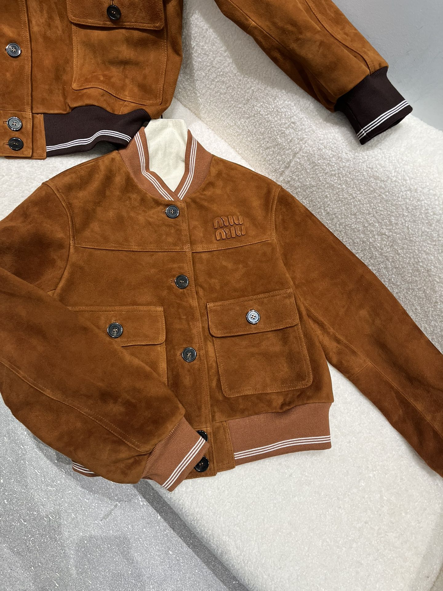 NO:785878,Short size S-Xl, Xxl can be customized, Miu Miu-clothing,19860909短款尺寸S- Xl码,Xxl可以定制,缪缪-服装,,Women's clothing