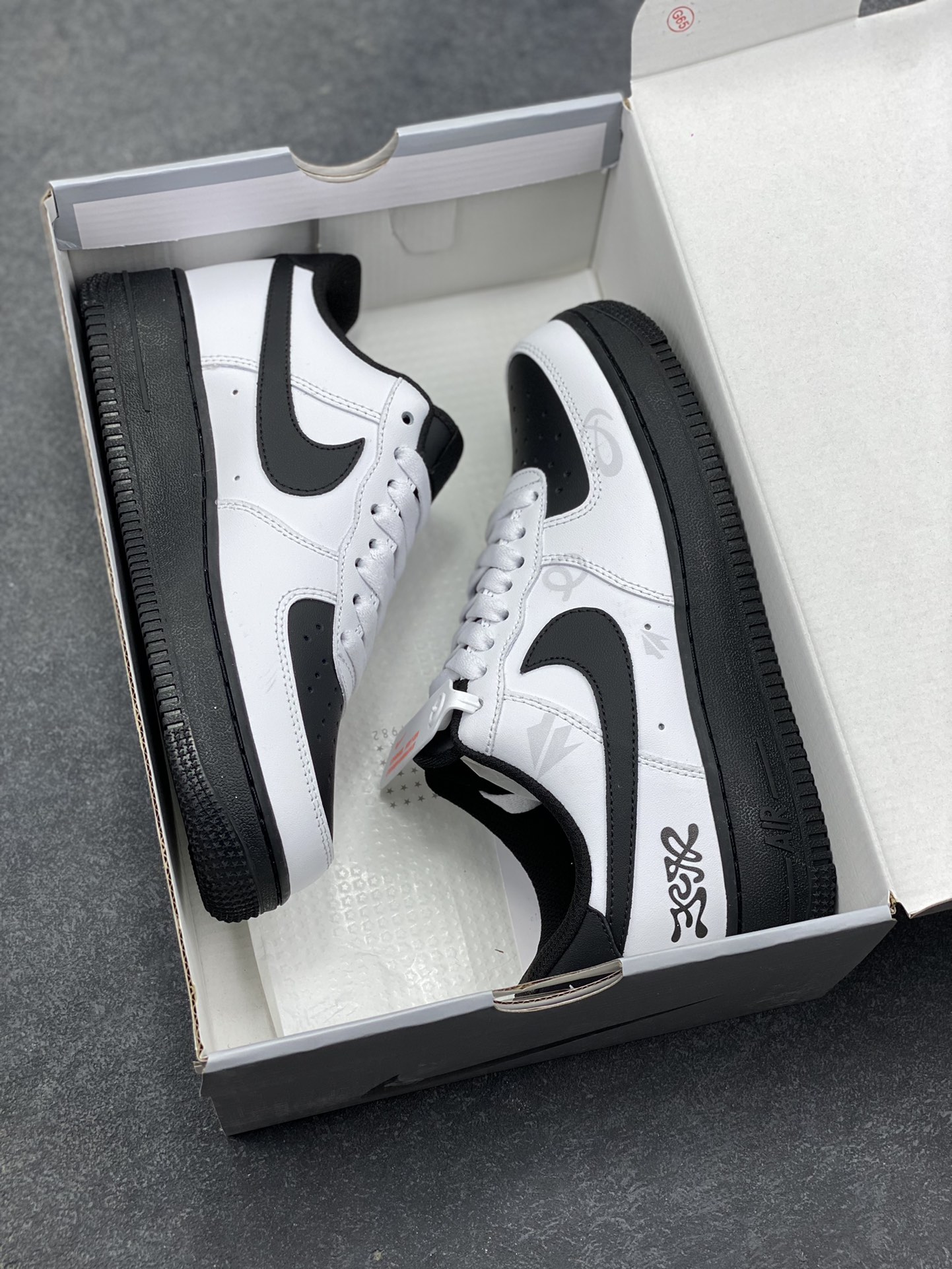 图片[9]-Nike Air Force 1 Low’07 城市烙印 空军一号低帮休闲板鞋 定制皮料 原厂3D打印 定制鞋盒 原楦原纸板 纯正空军版型 内置全掌气垫 货号：ZH0316-153 尺码：36 36.5 37.5 38 38.5 39 40 40.5 41 42 42.5 43 44 44.5 45-选品中心