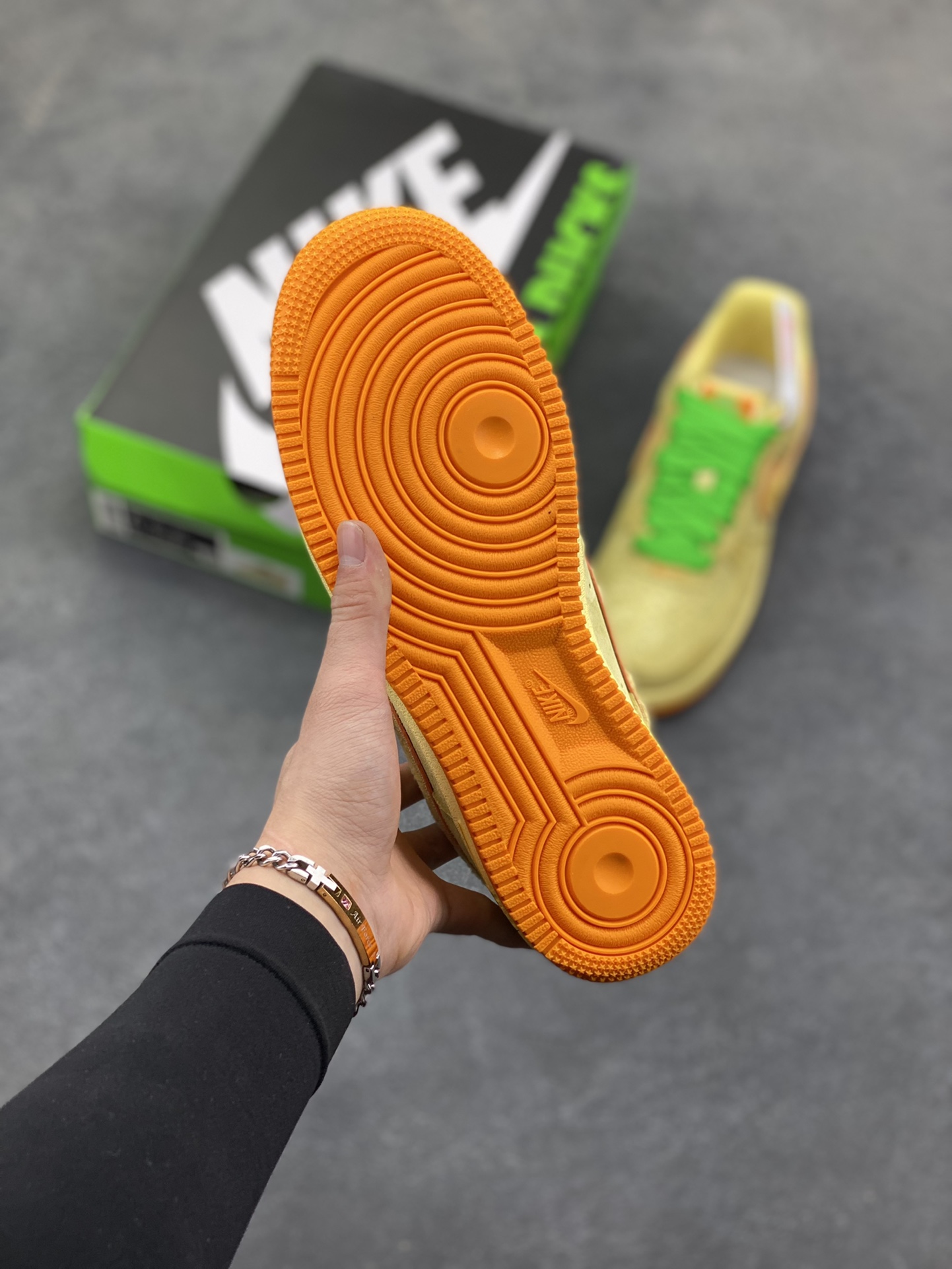 图片[5]-NIke Air Force 1 ‘07 Low 空军一号低帮 运动鞋 休闲鞋 折边针车 工艺难度大 原楦头原纸板 原装鞋盒 定制五金配件 内置全掌气垫 原厂鞋底 货号：IU7612-700 尺码：36 36.5 37.5 38 38.5 39 40 40.5 41 42 42.5 43 44 44.5 45-选品中心